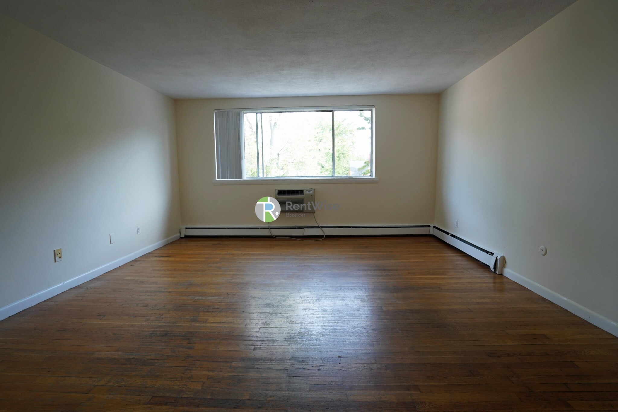 88 Gardner St. - 3,500USD / month