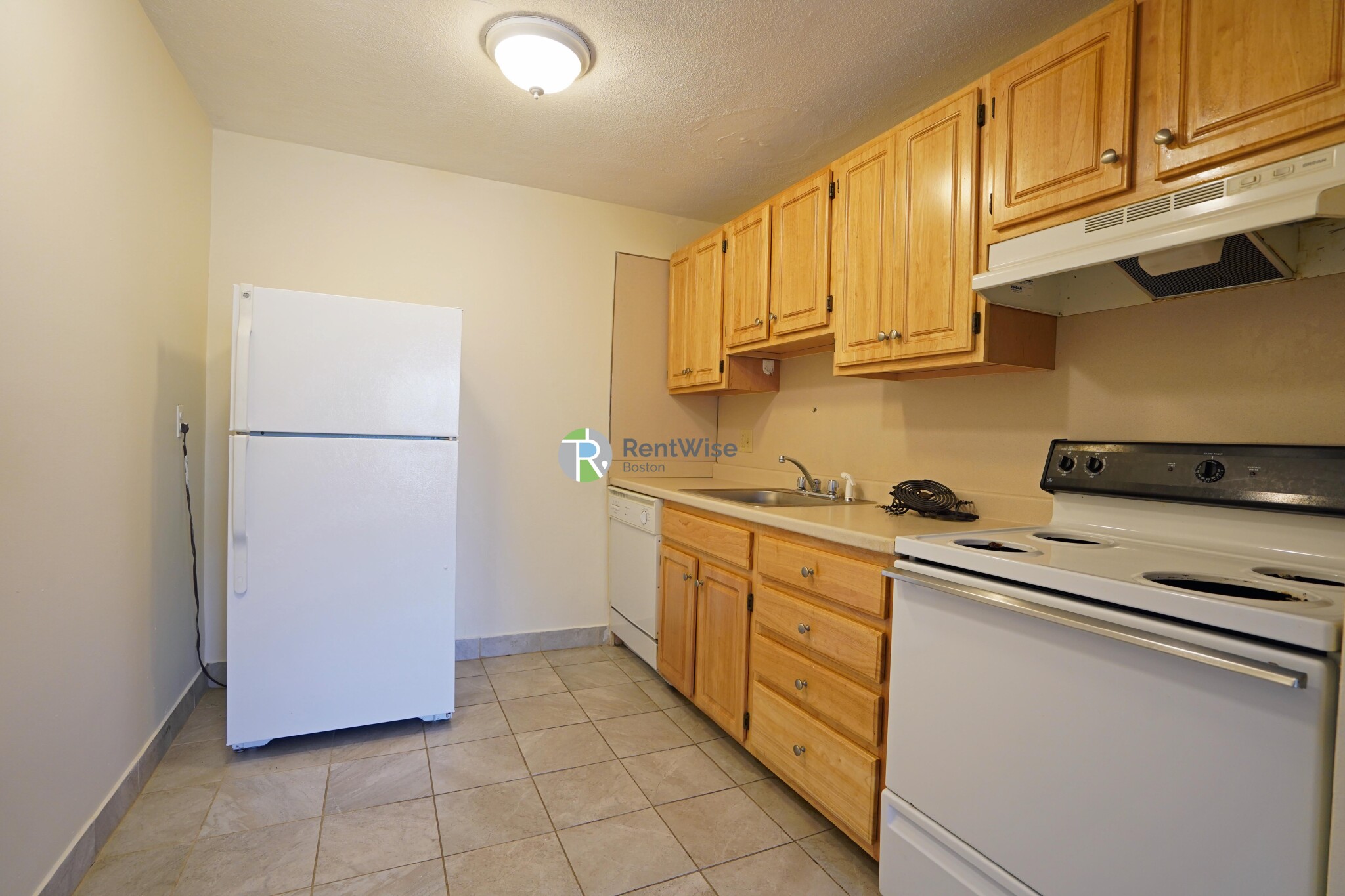 88 Gardner St, Allston