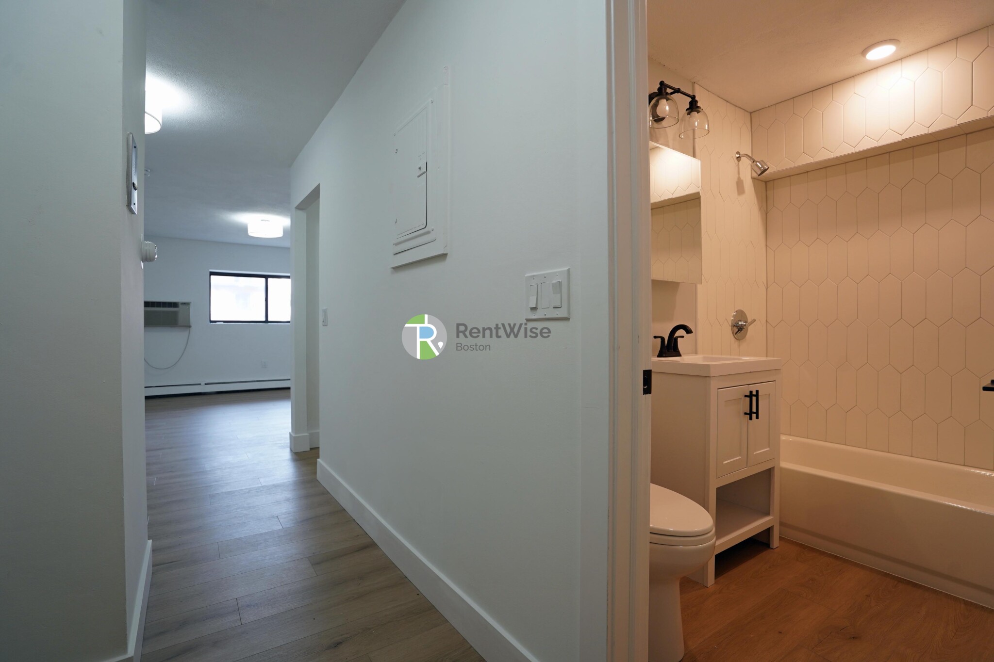 745 East 6th St, South Boston