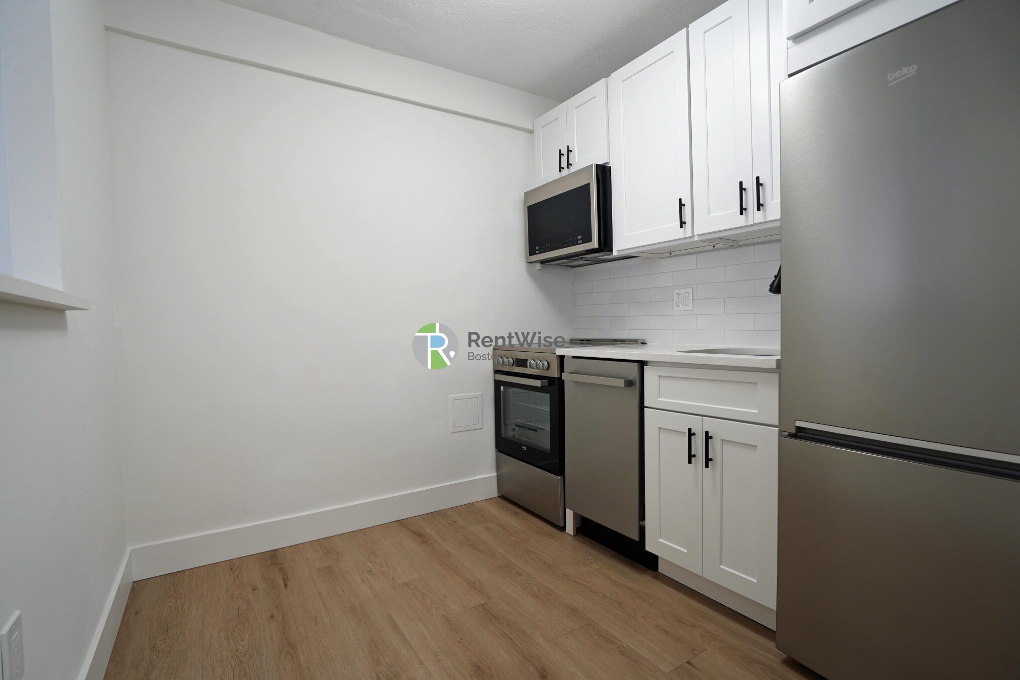 745 East 6th St, South Boston