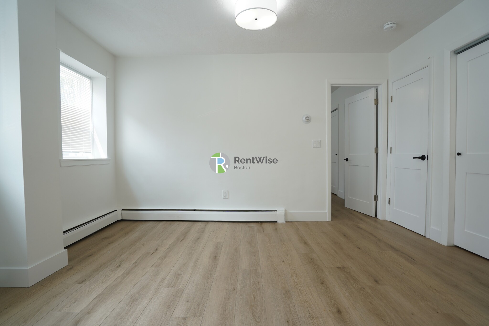 740 7th St, Dorchester