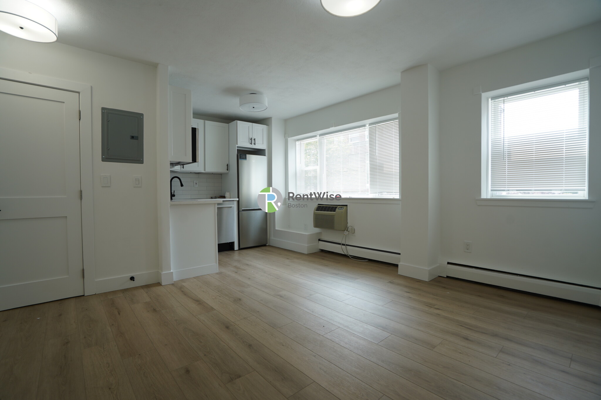 740 7th St, Dorchester