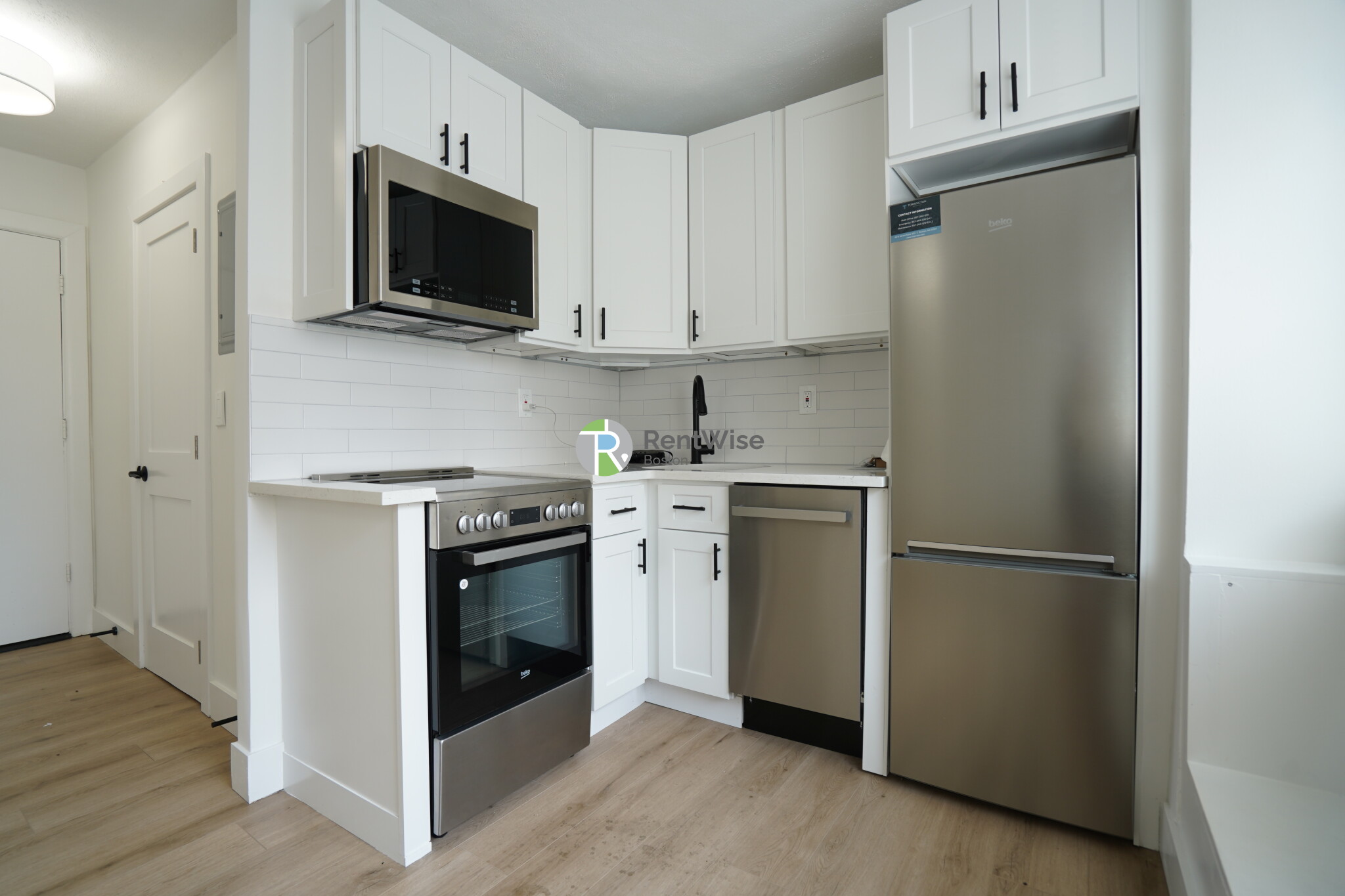 740 7th St, Dorchester