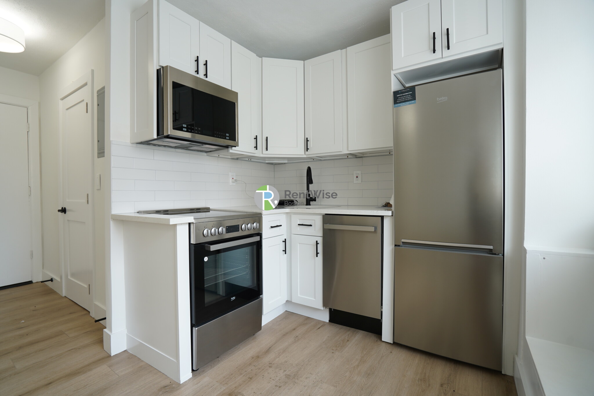 740 7th St, Dorchester