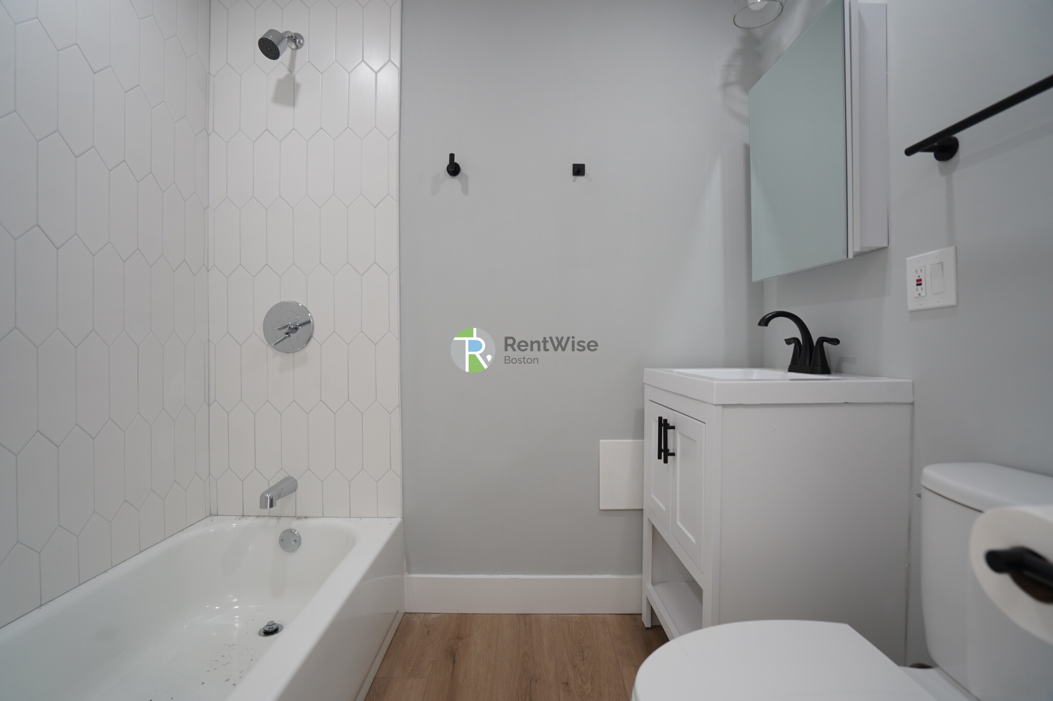 740 7th St, Dorchester