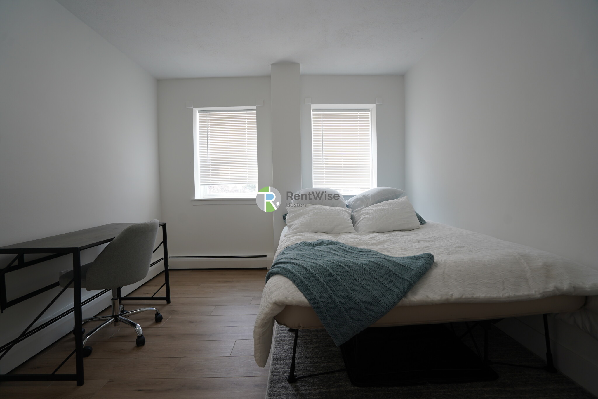 740 7th St, Dorchester