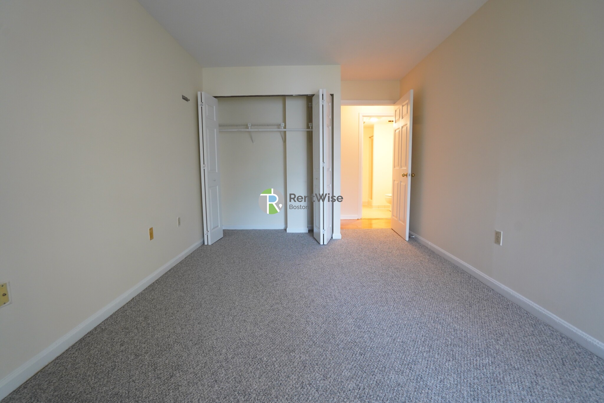 345 Franklin St, Riverside