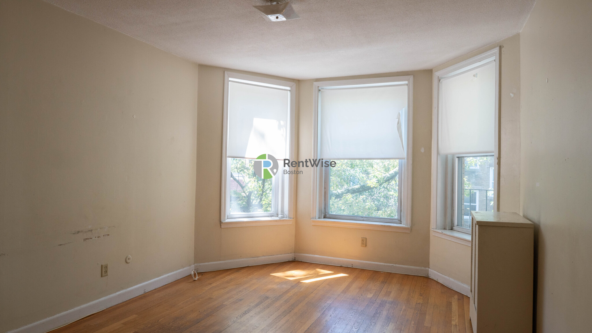 1132 Commonwealth Ave, Allston