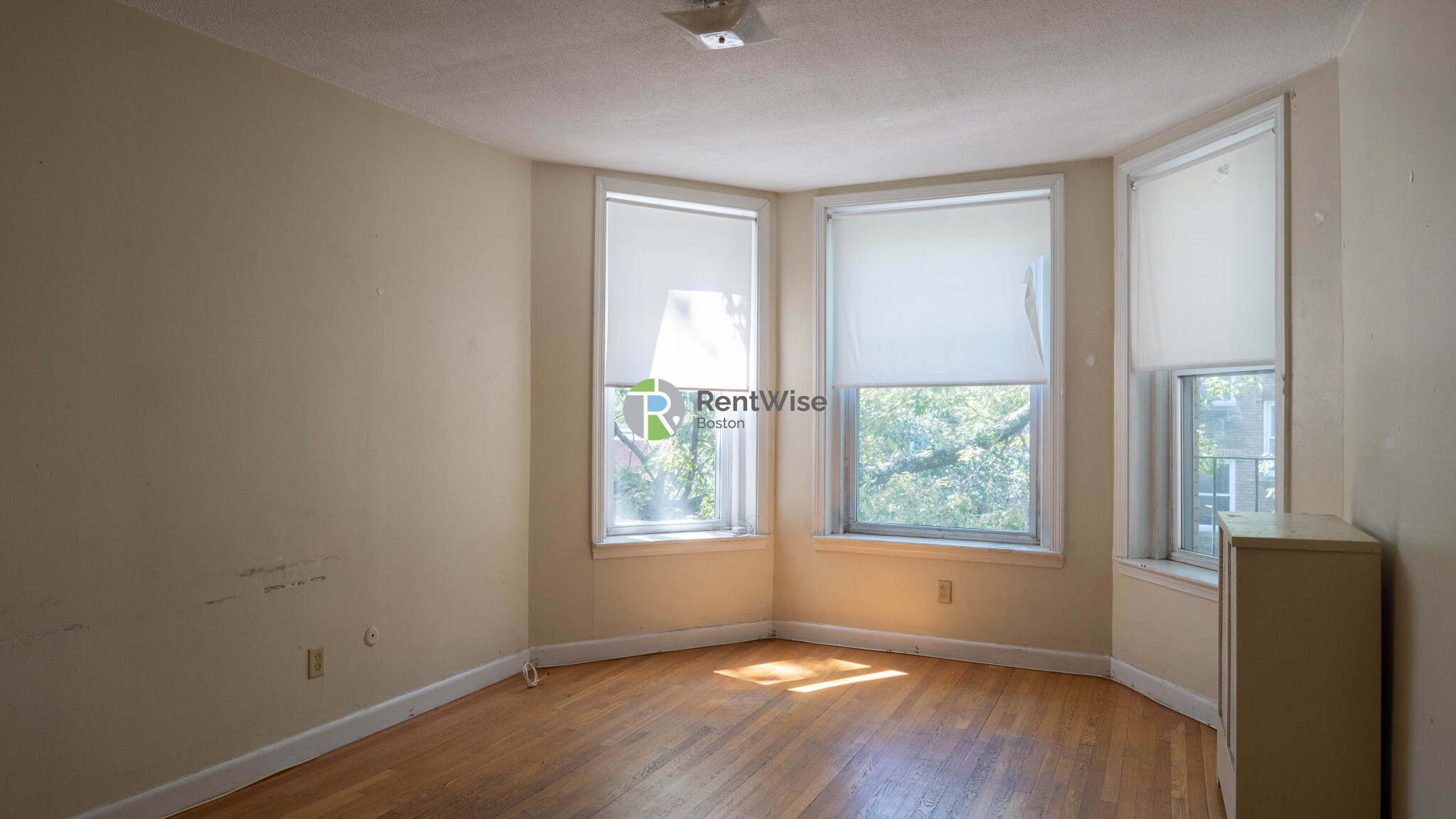 1132 Commonwealth Ave, Allston