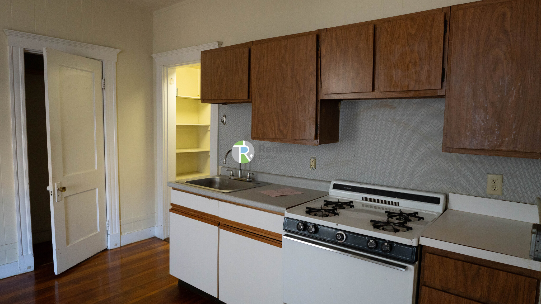 1114 Commonwealth Ave, Allston