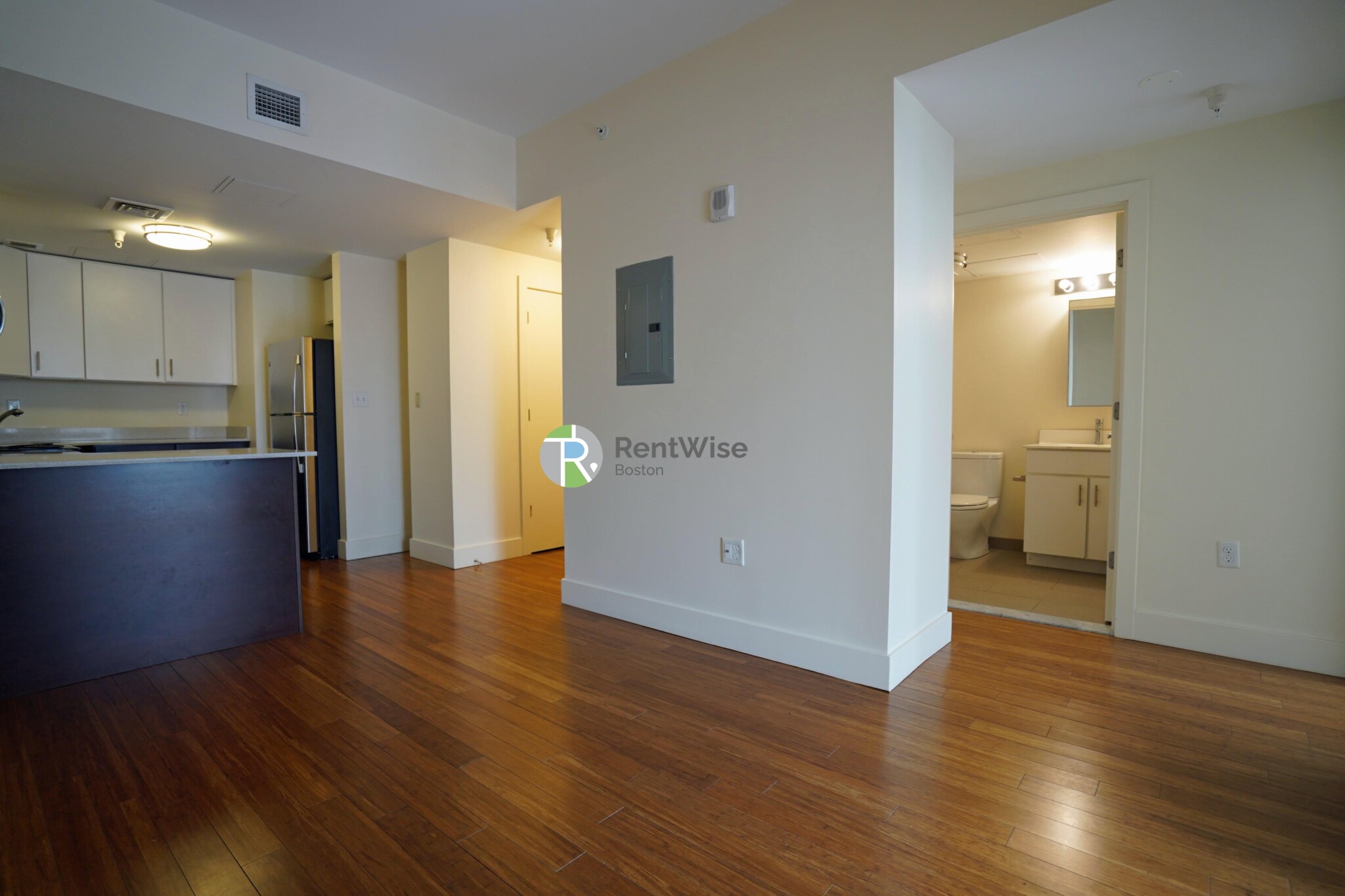 8 Winter St, Downtown