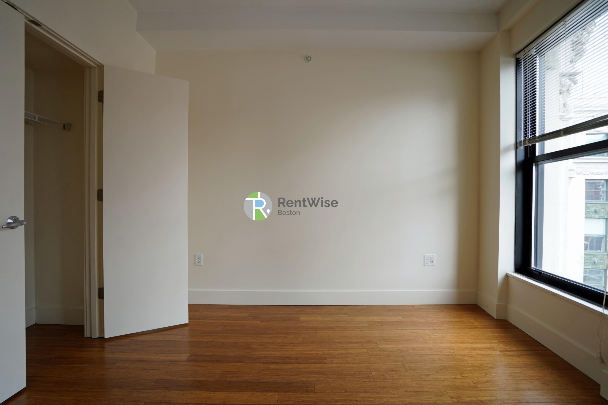 8 Winter St, Downtown