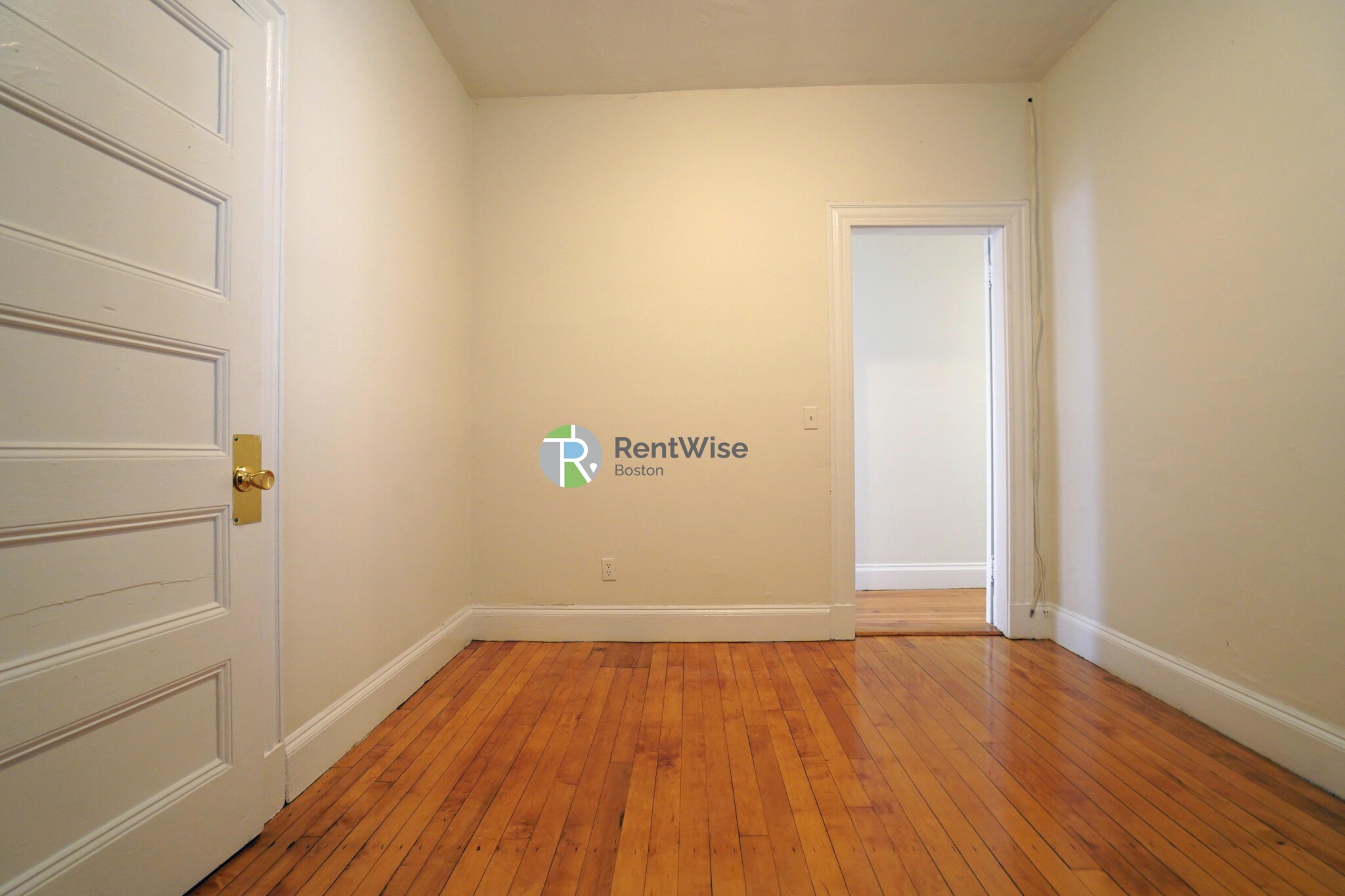 72 Gardner St, Allston