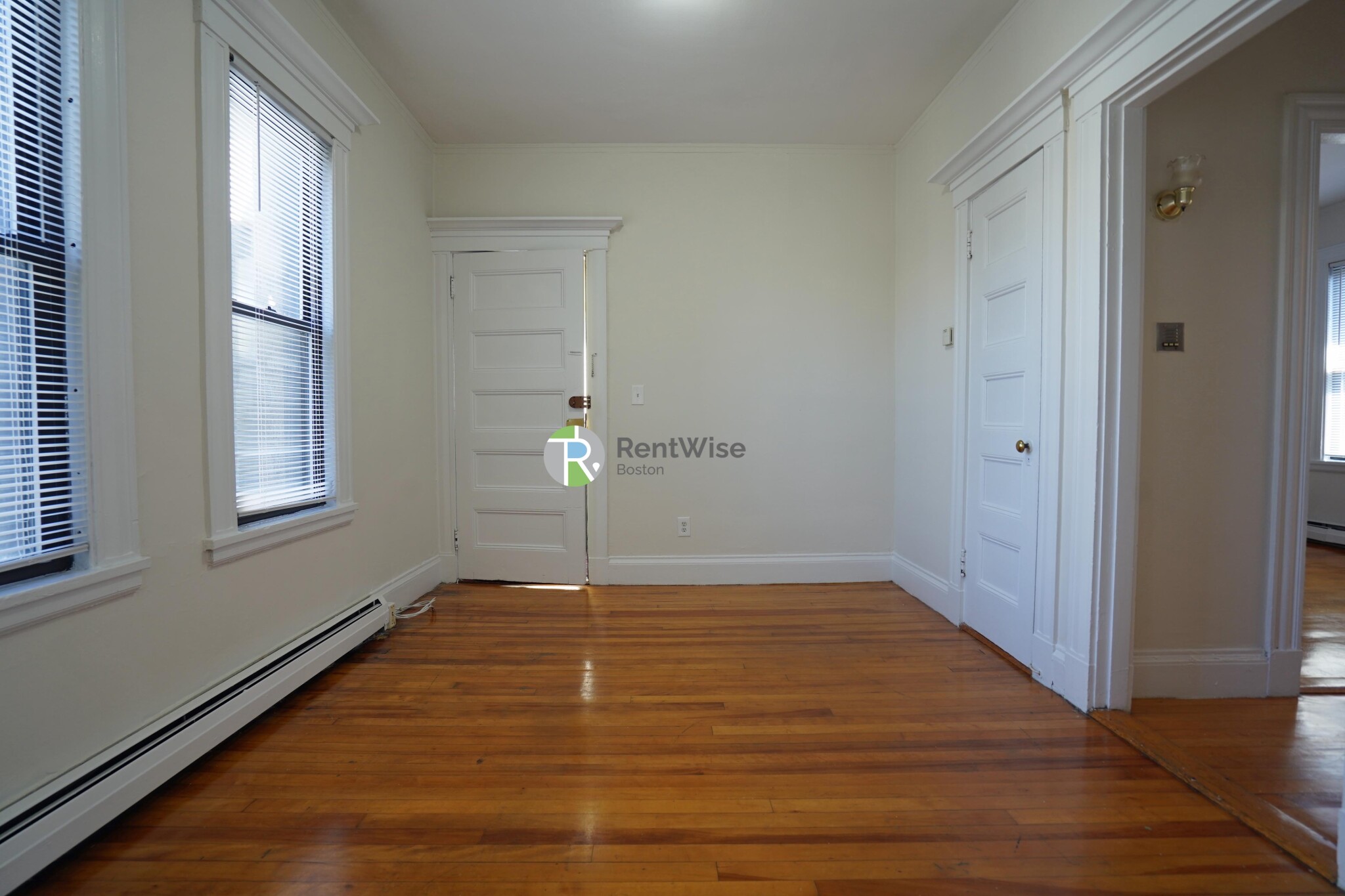 72 Gardner St, Allston