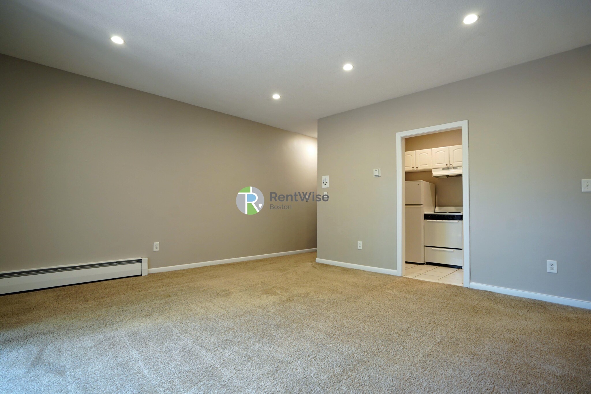 77 Mason Ter, Corey Hill