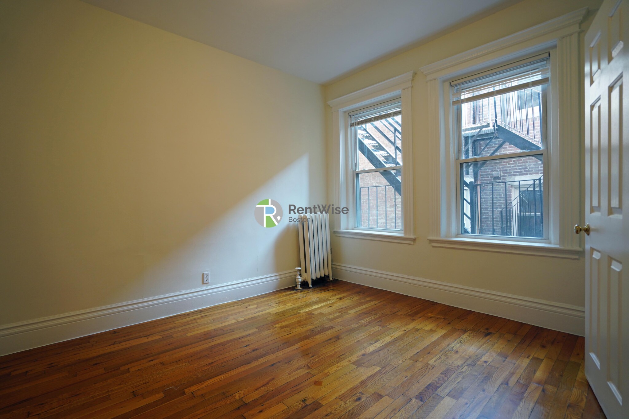 1298 Commonwealth Ave, Allston