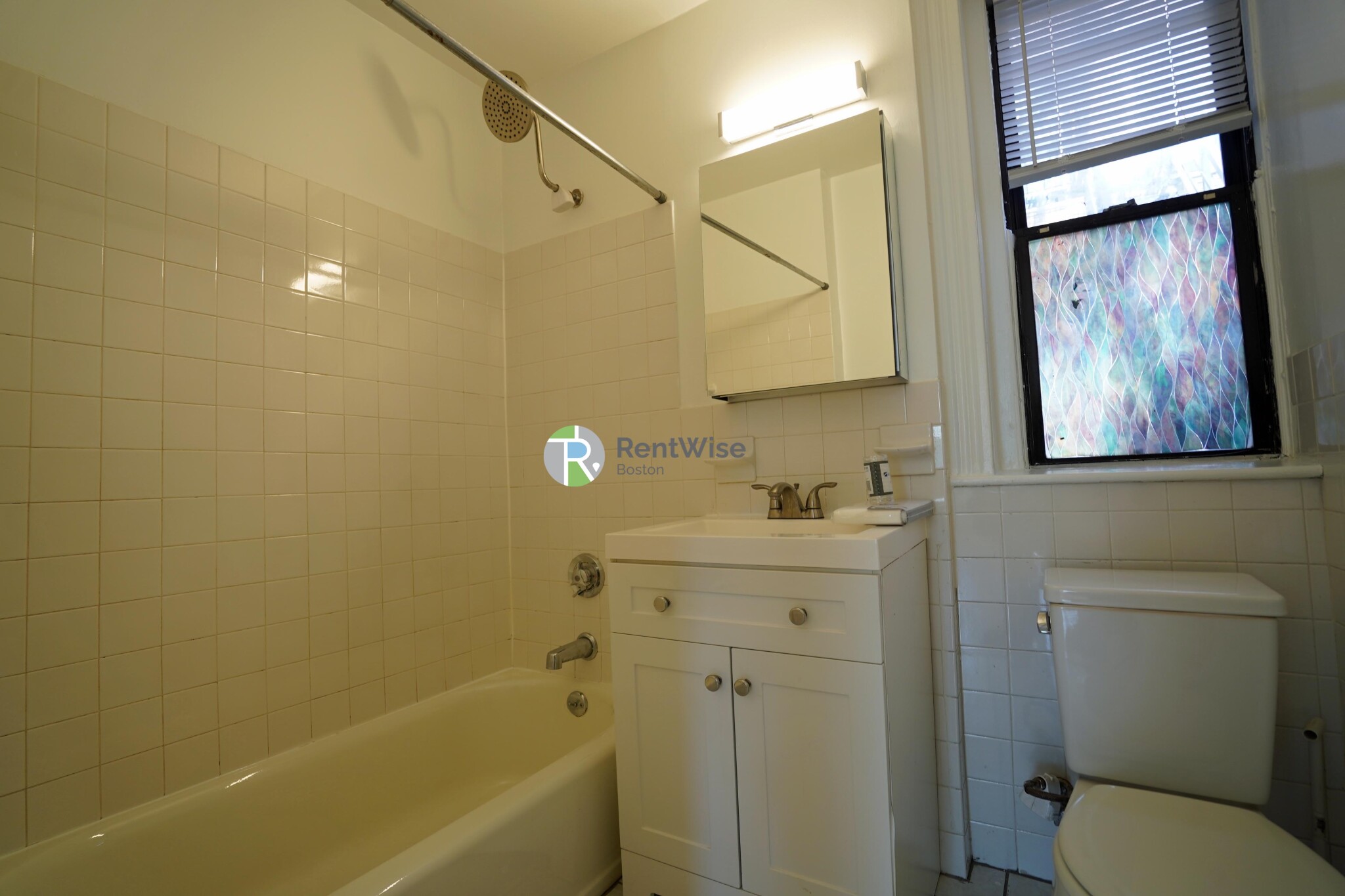 1298 Commonwealth Ave, Allston