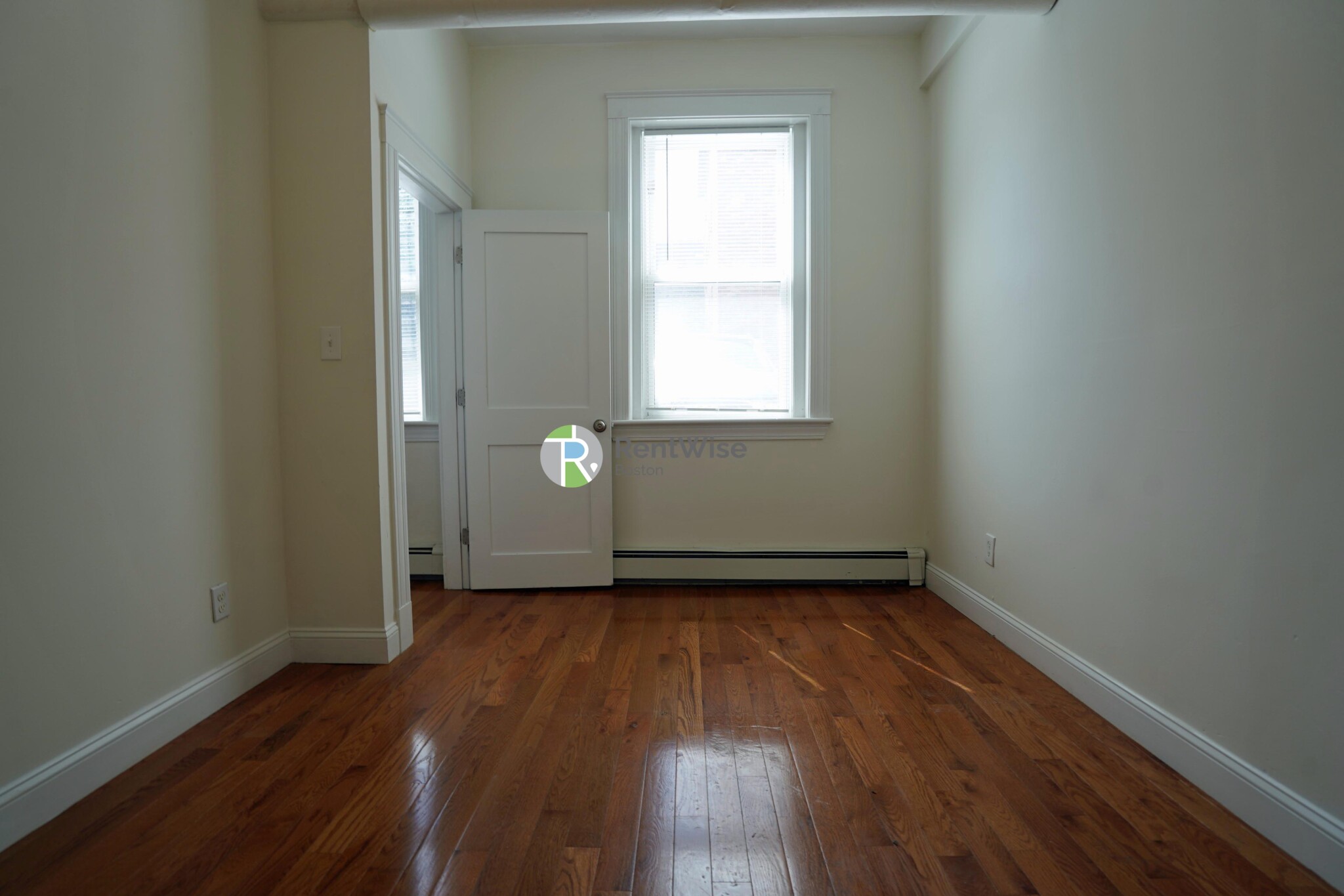 1298 Commonwealth Ave, Allston