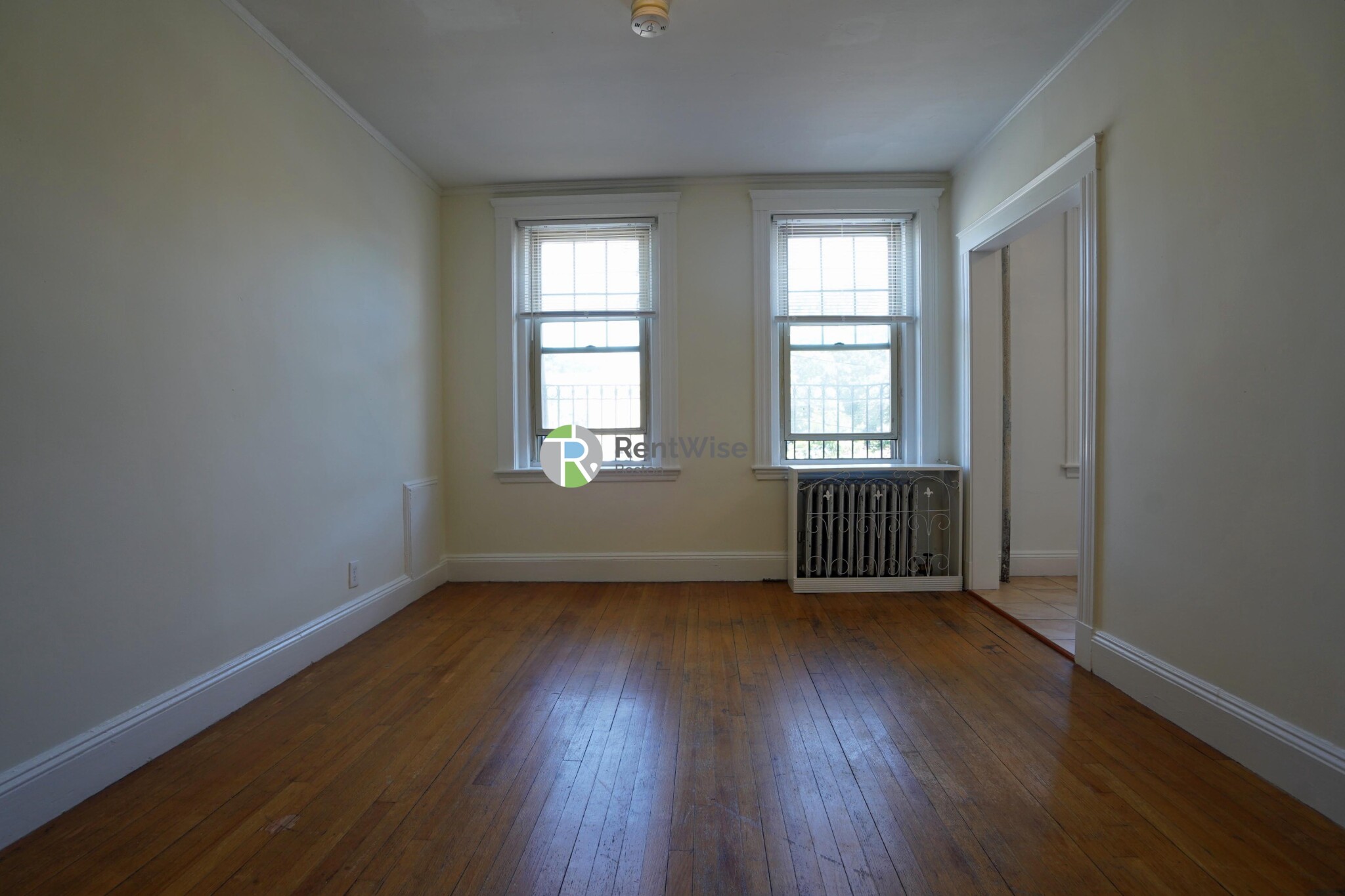 1848 Commonwealth Ave, Brighton