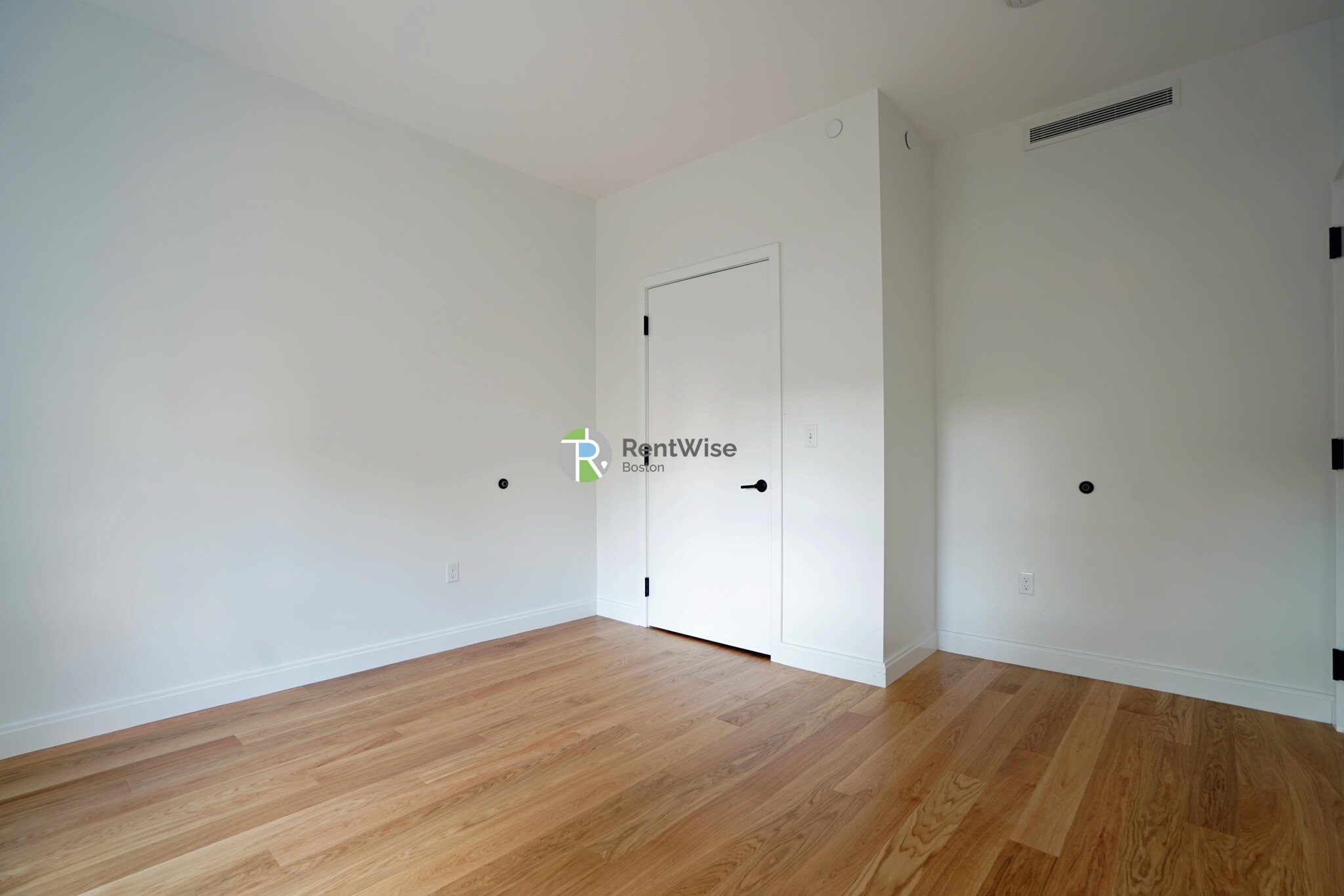 83 Gardner St, Allston