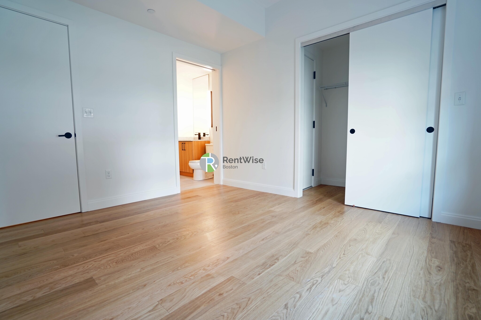 83 Gardner St, Allston