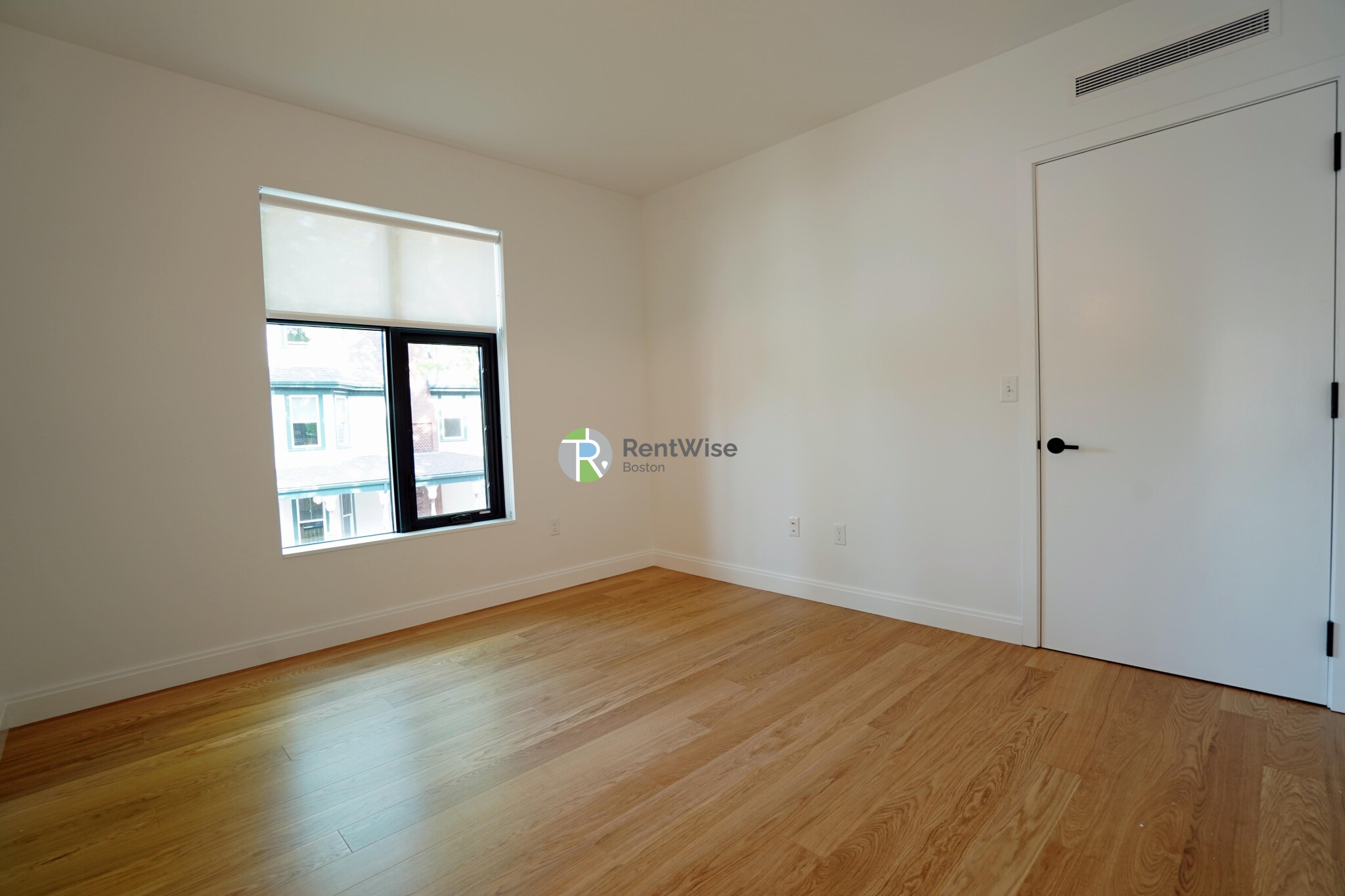 83 Gardner St, Allston