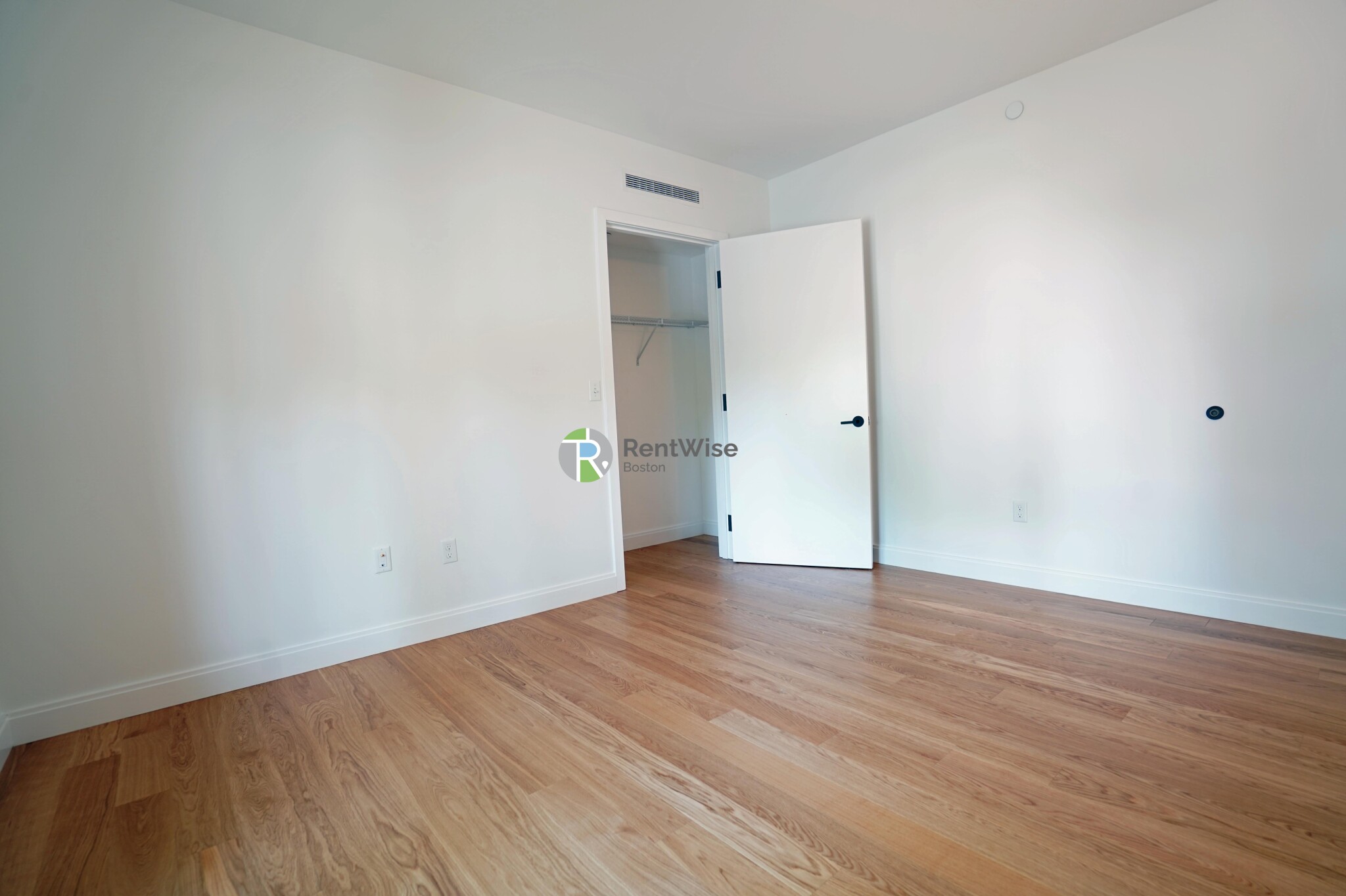 83 Gardner St, Allston