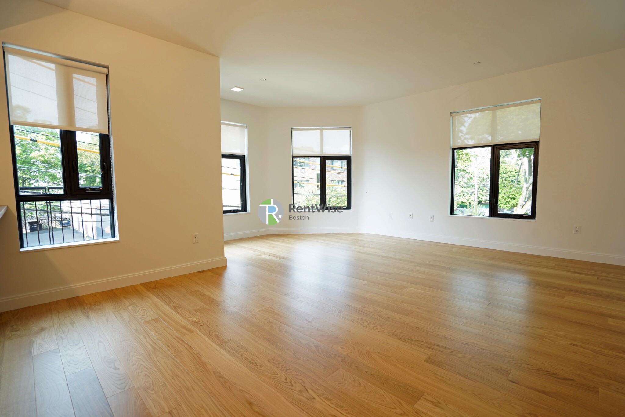 83 Gardner St, Allston