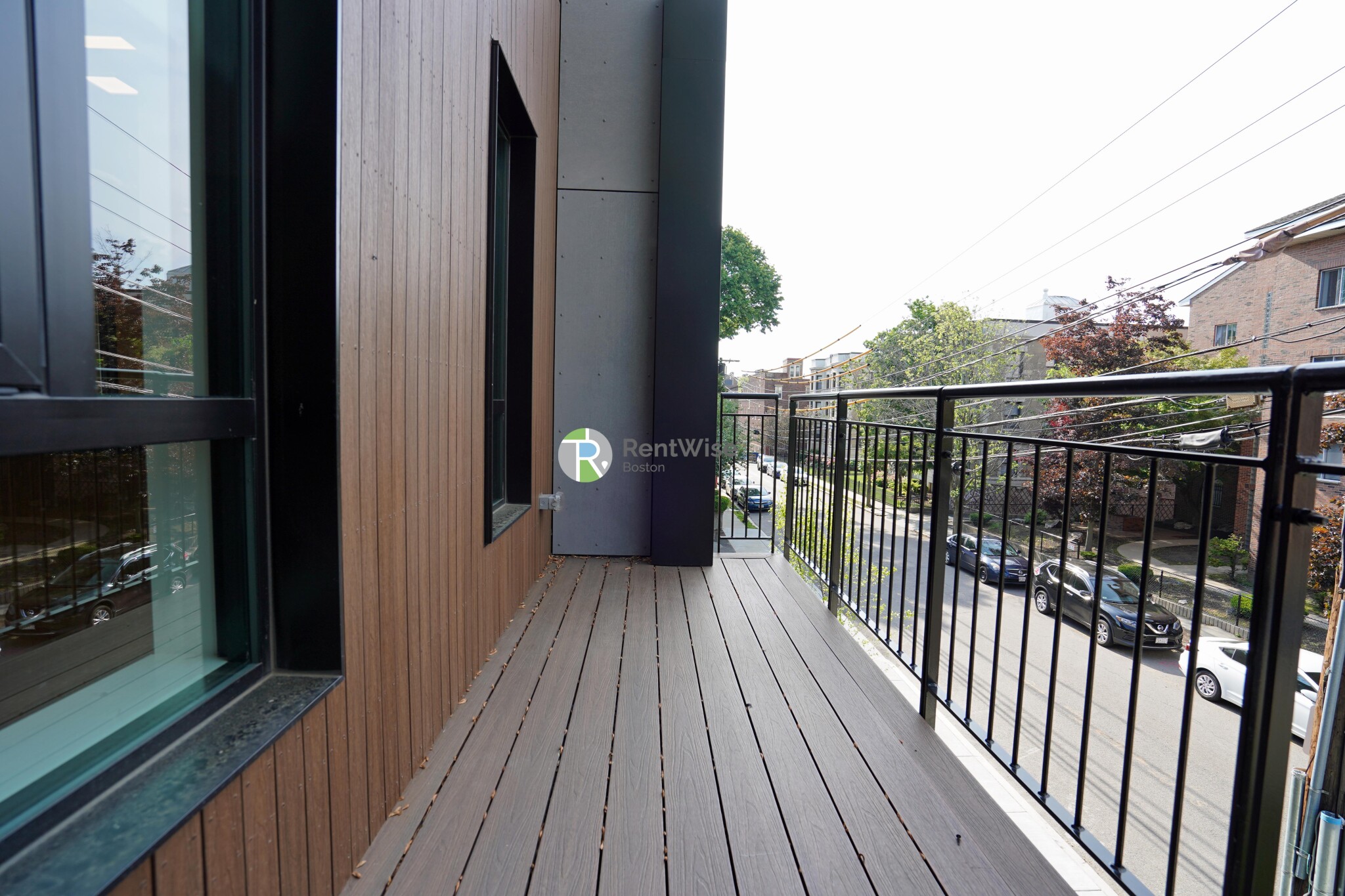 83 Gardner St, Allston