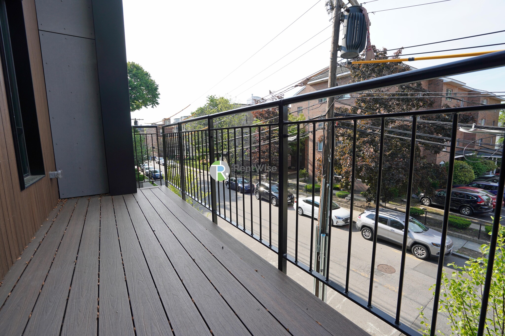 83 Gardner St, Allston