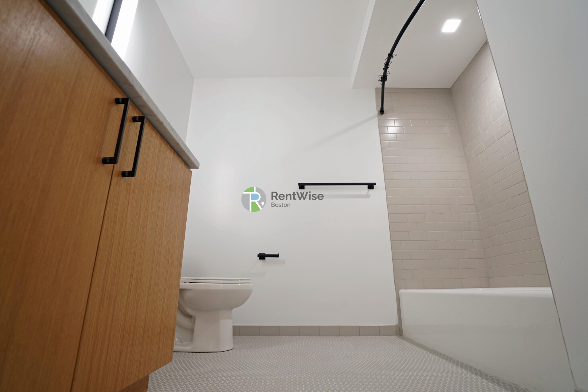 83 Gardner St, Allston