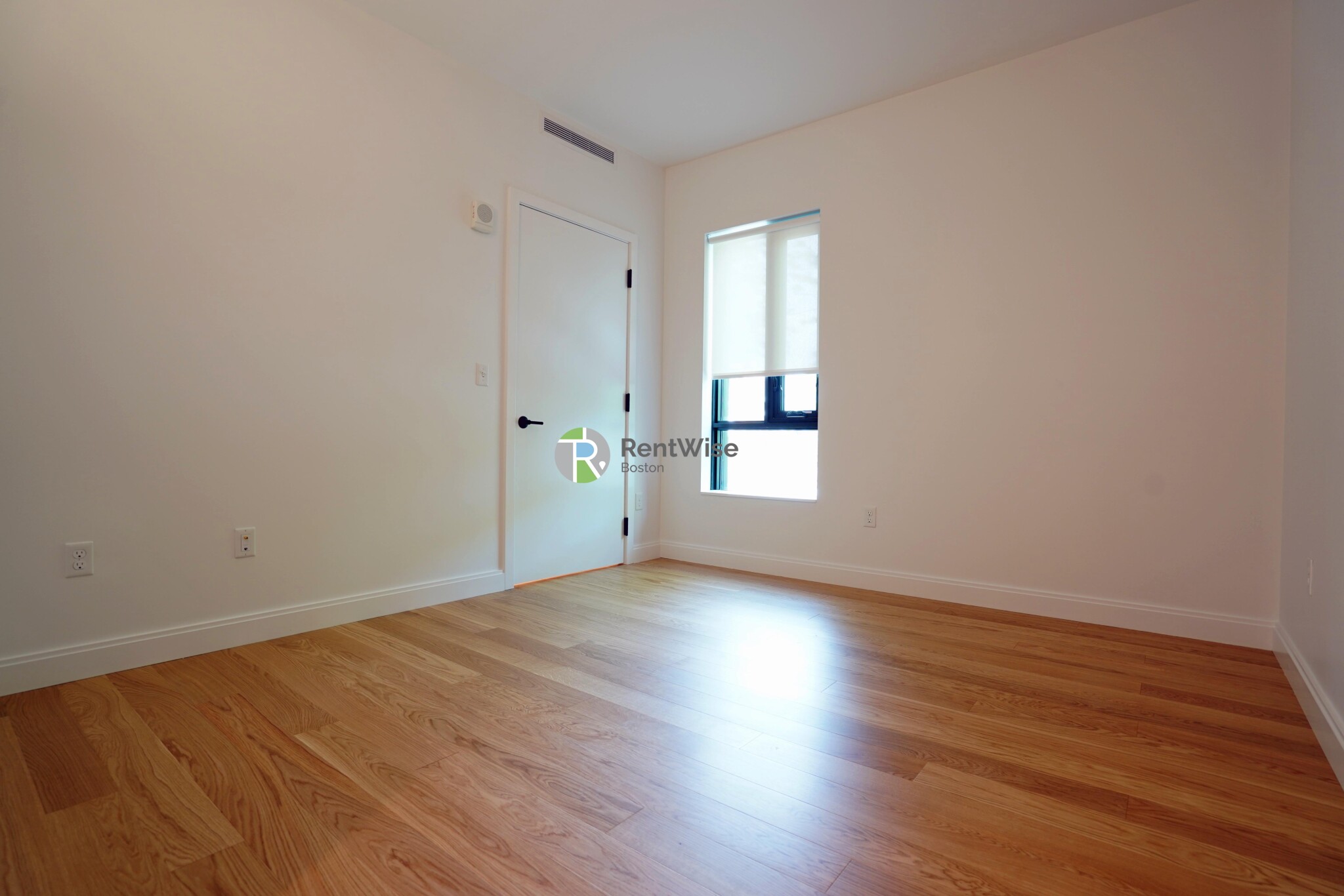 83 Gardner St, Allston