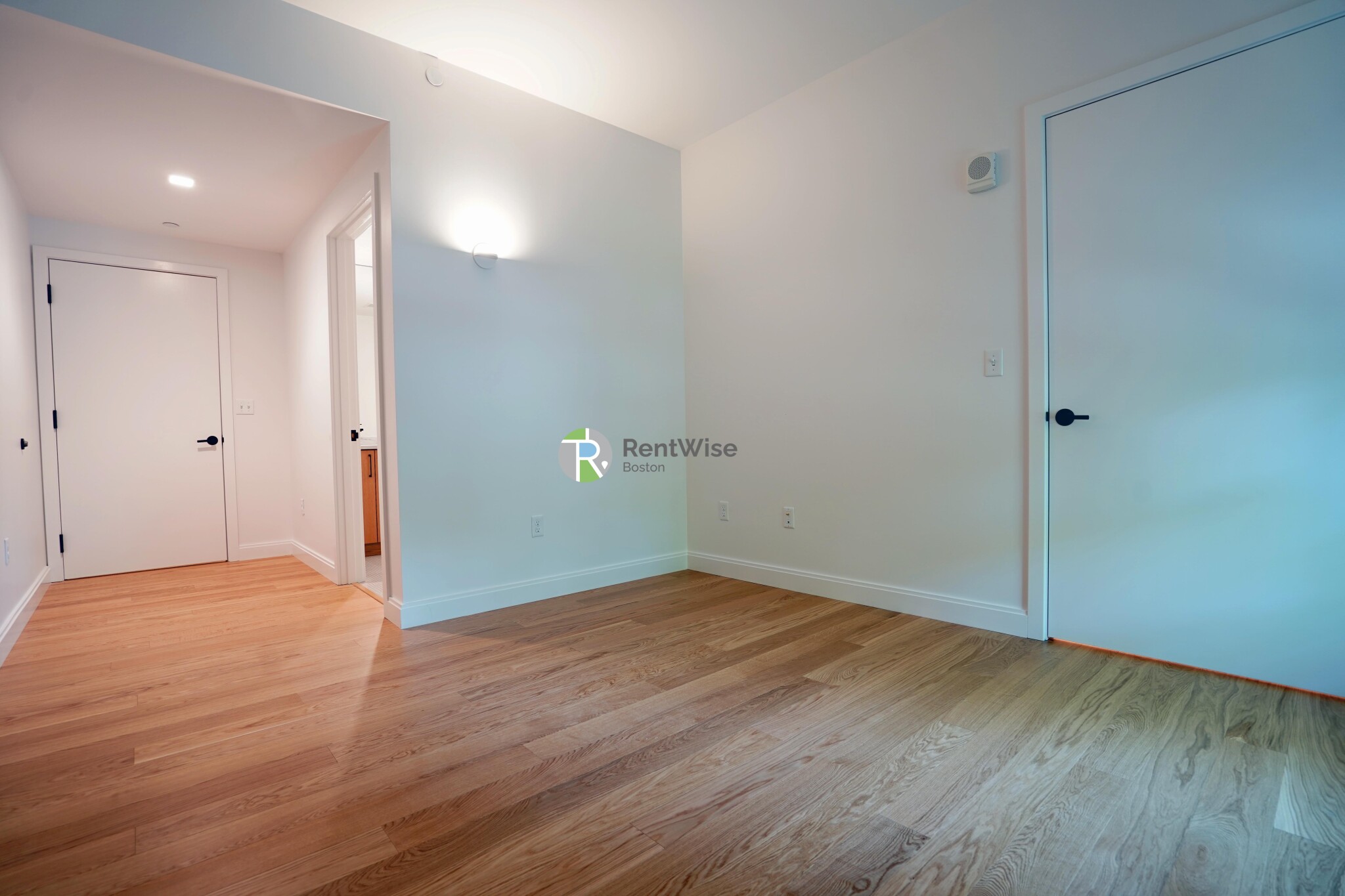 83 Gardner St, Allston