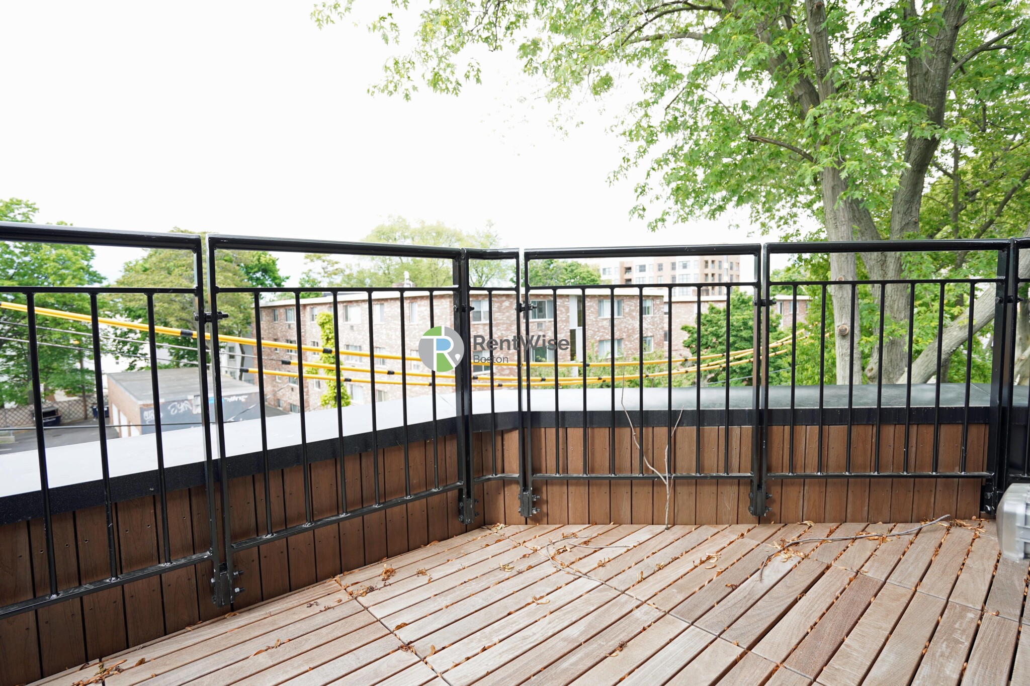 83 Gardner St, Allston