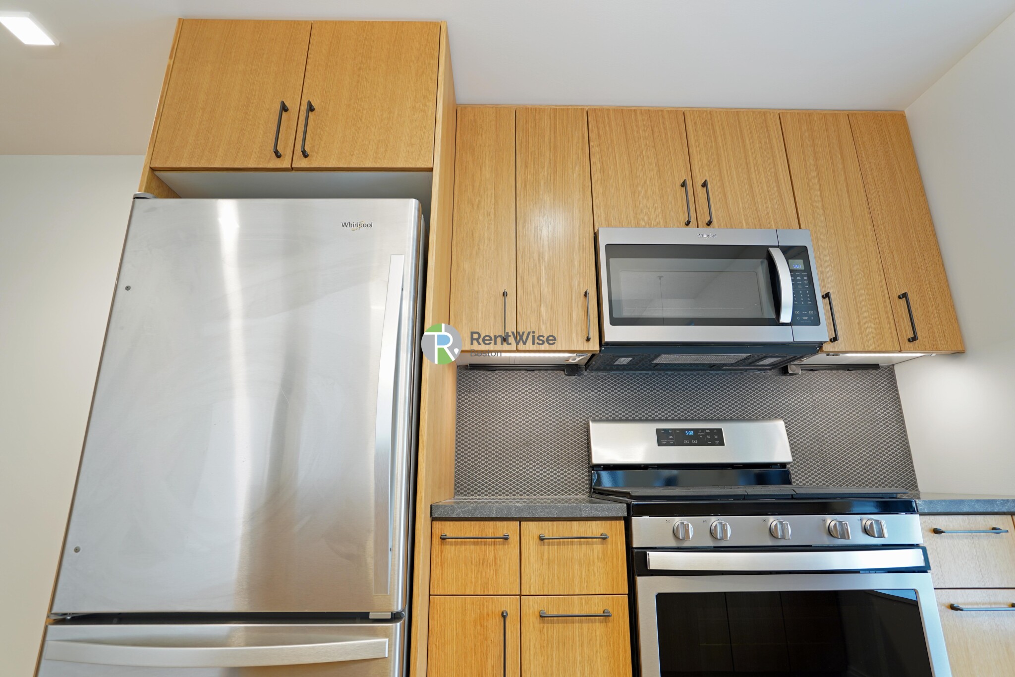 83 Gardner St, Allston