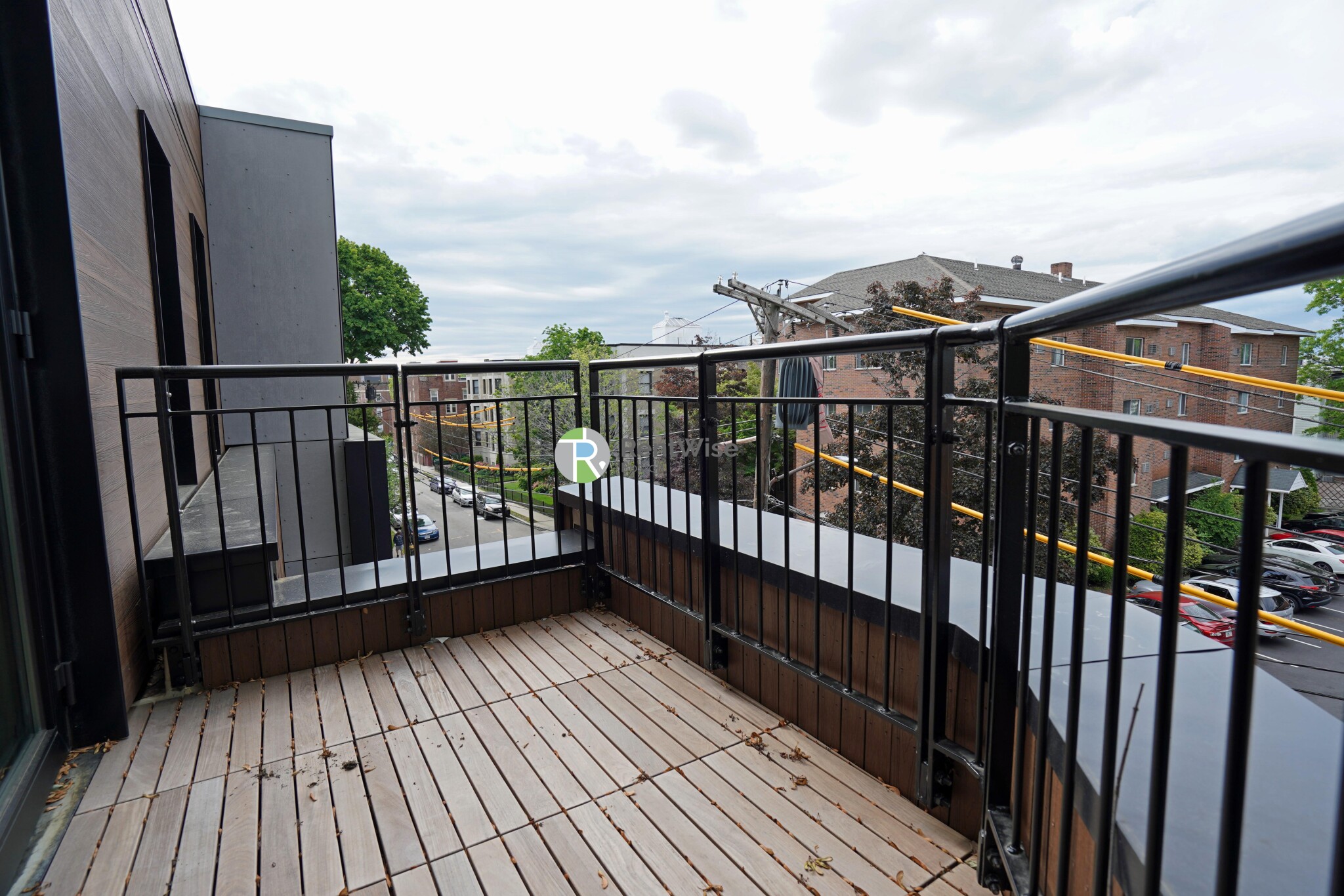 83 Gardner St, Allston