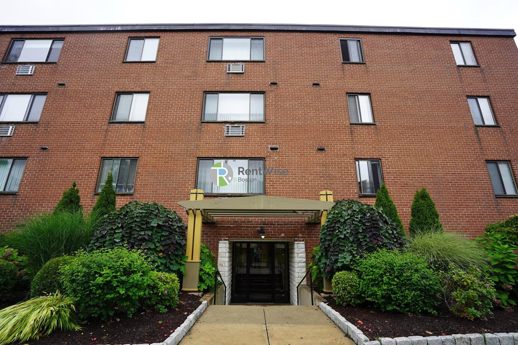 222 Babcock St, North Brookline