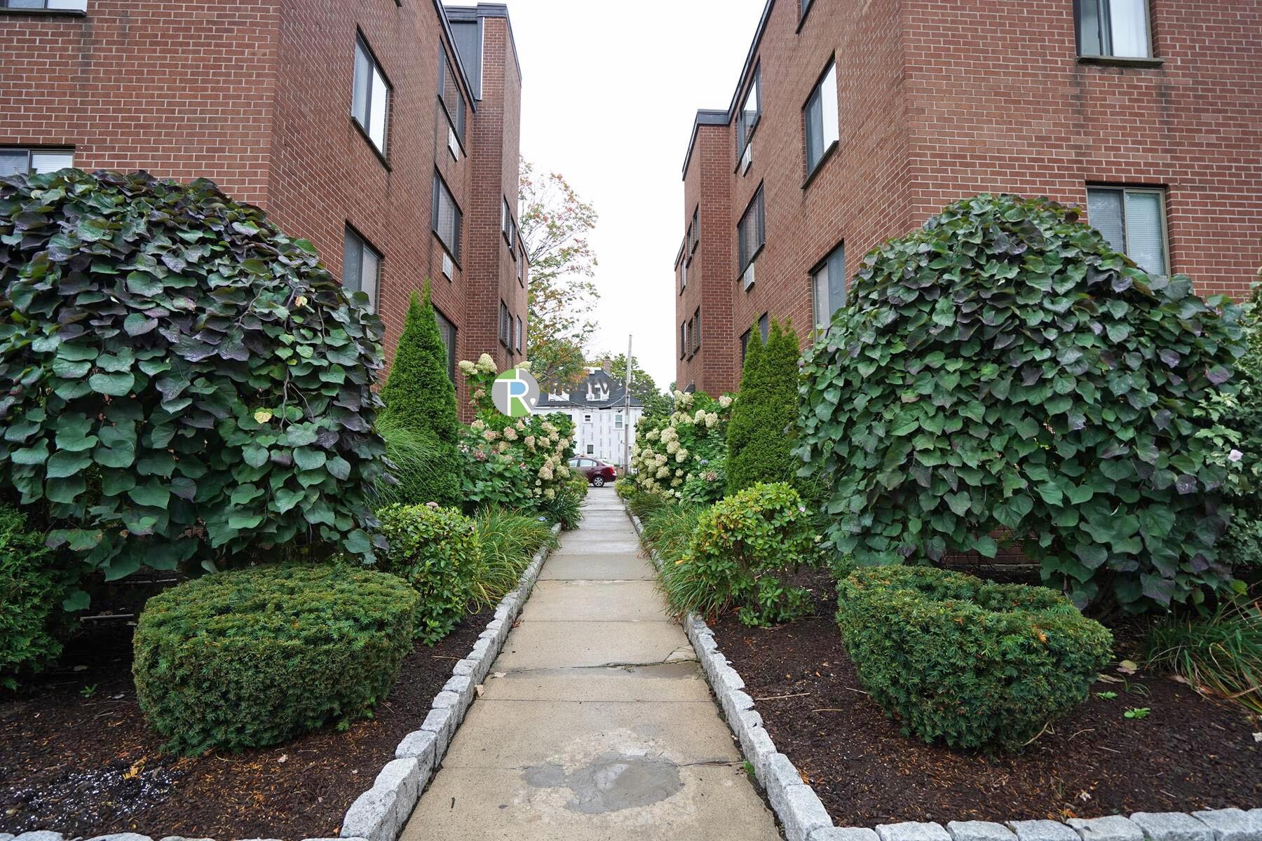 222 Babcock St, North Brookline