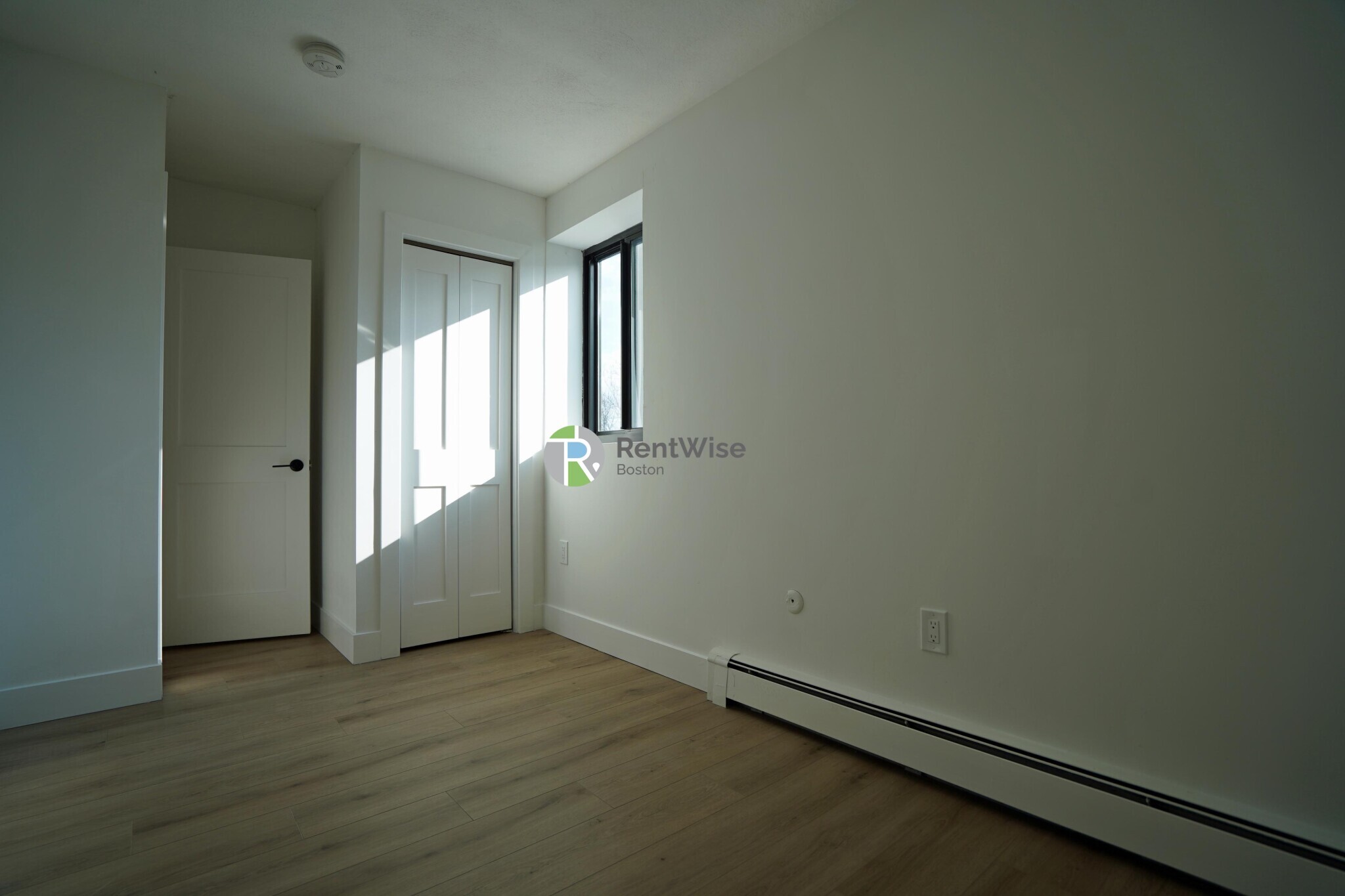 745 East 6th St, South Boston