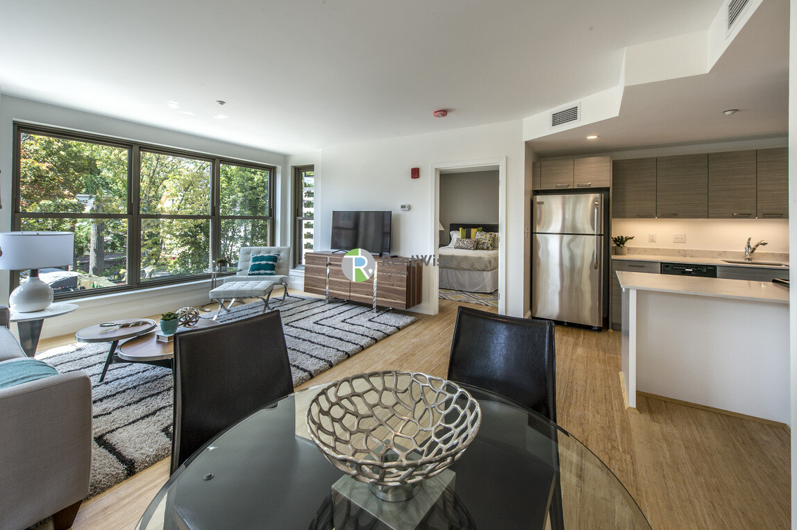 40 Malvern St. - 4,100USD / month