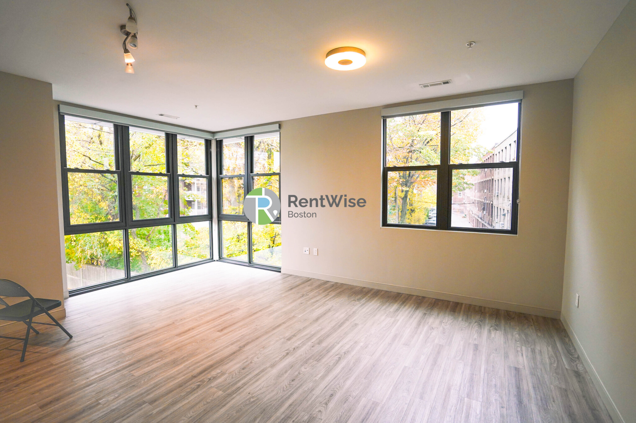 65 Brainerd Rd, Allston