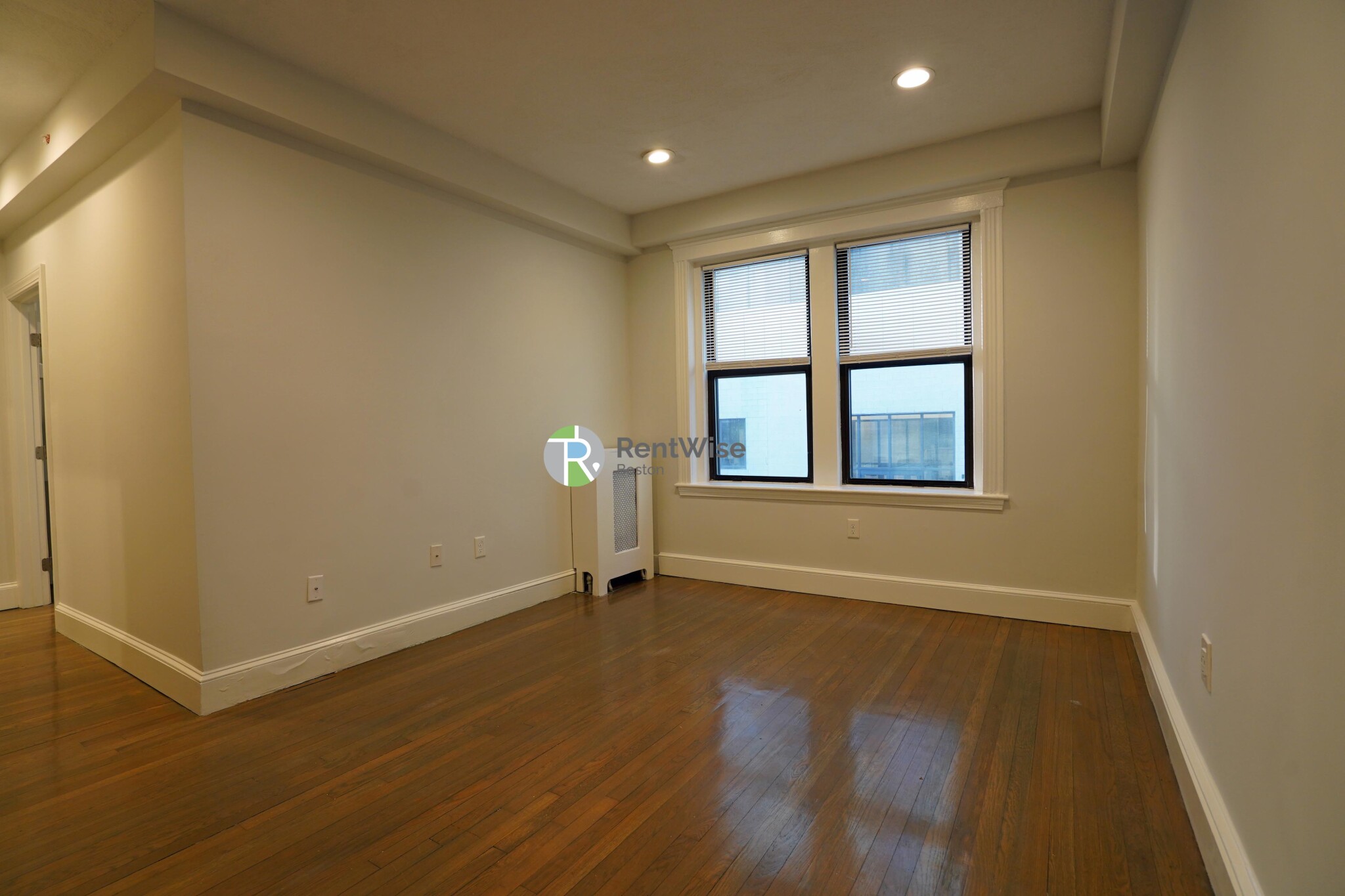 11 Peterborough St, Fenway