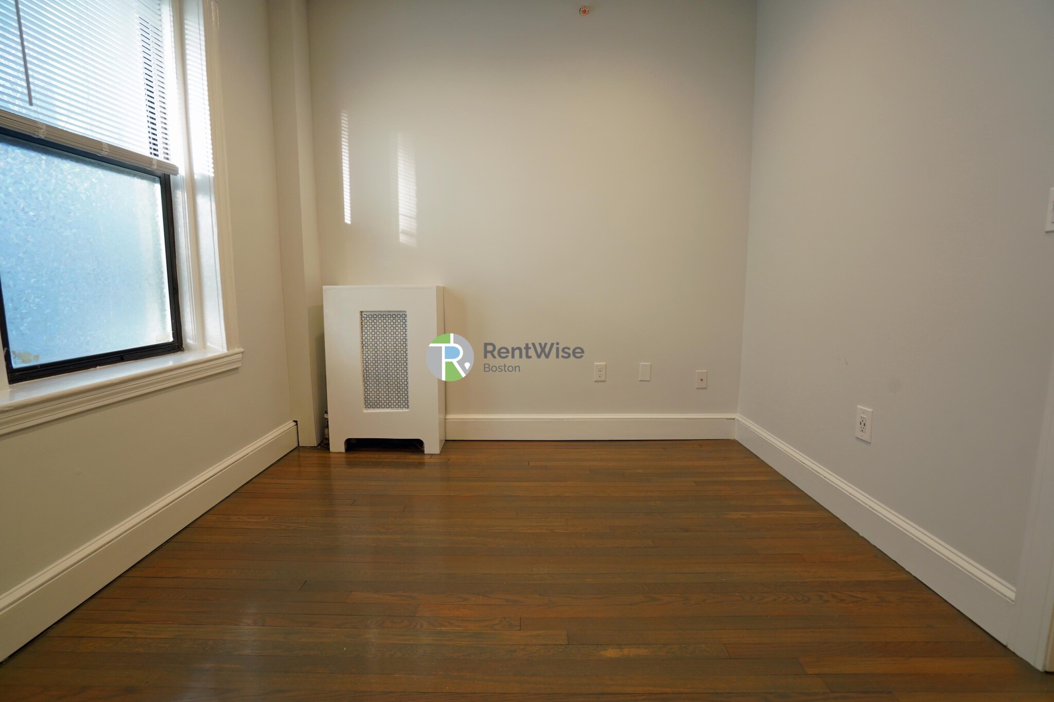 11 Peterborough St, Fenway