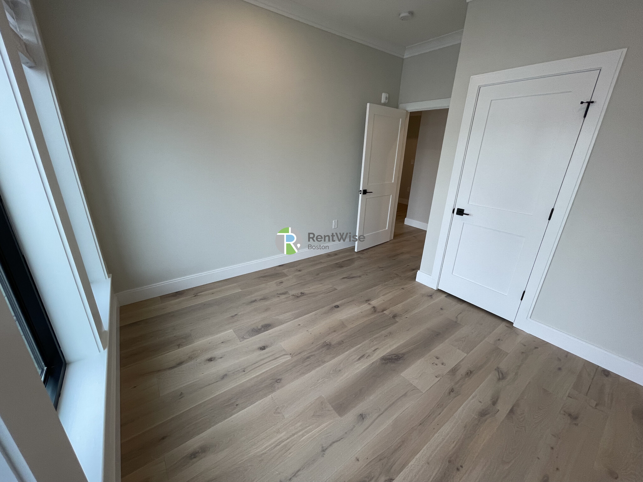 157 Everett St, Allston