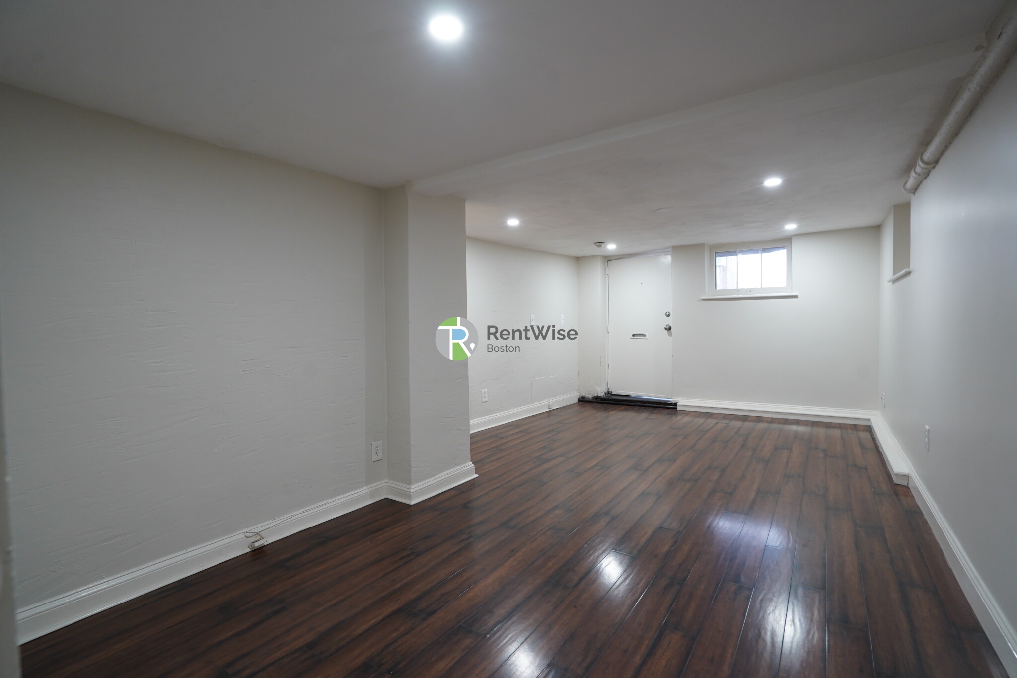 216 Banks St, Harvard Square