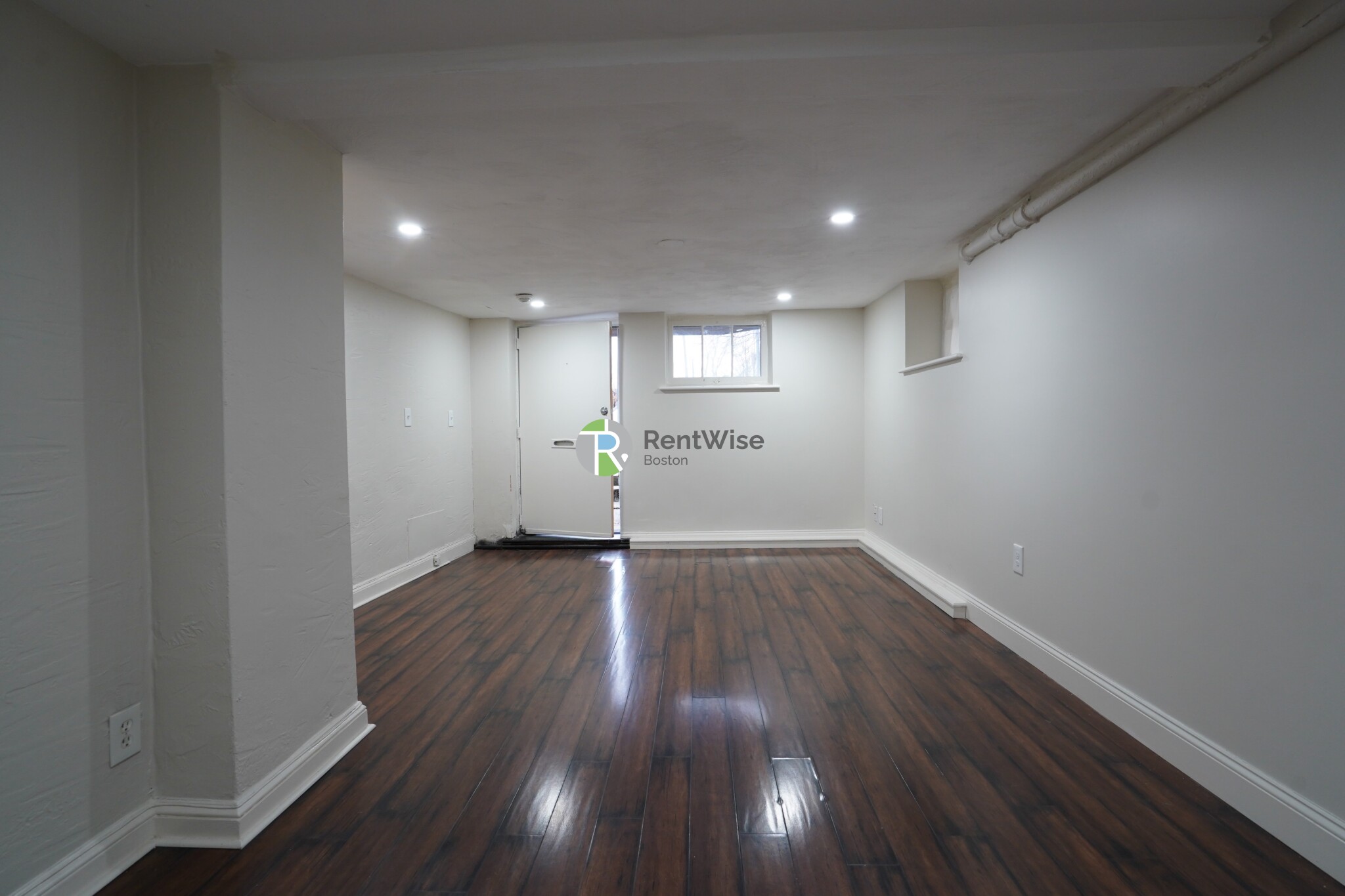 216 Banks St, Harvard Square