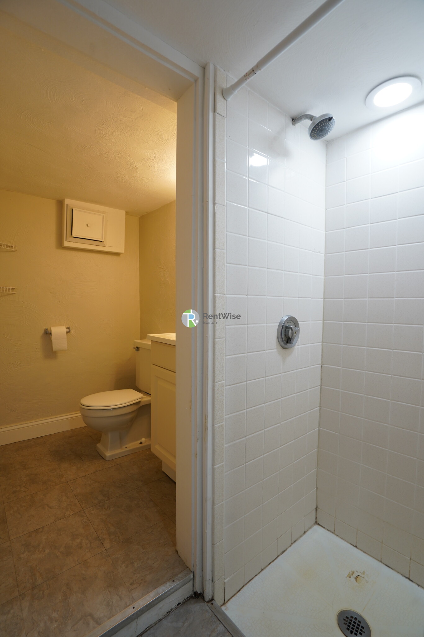 216 Banks St, Harvard Square