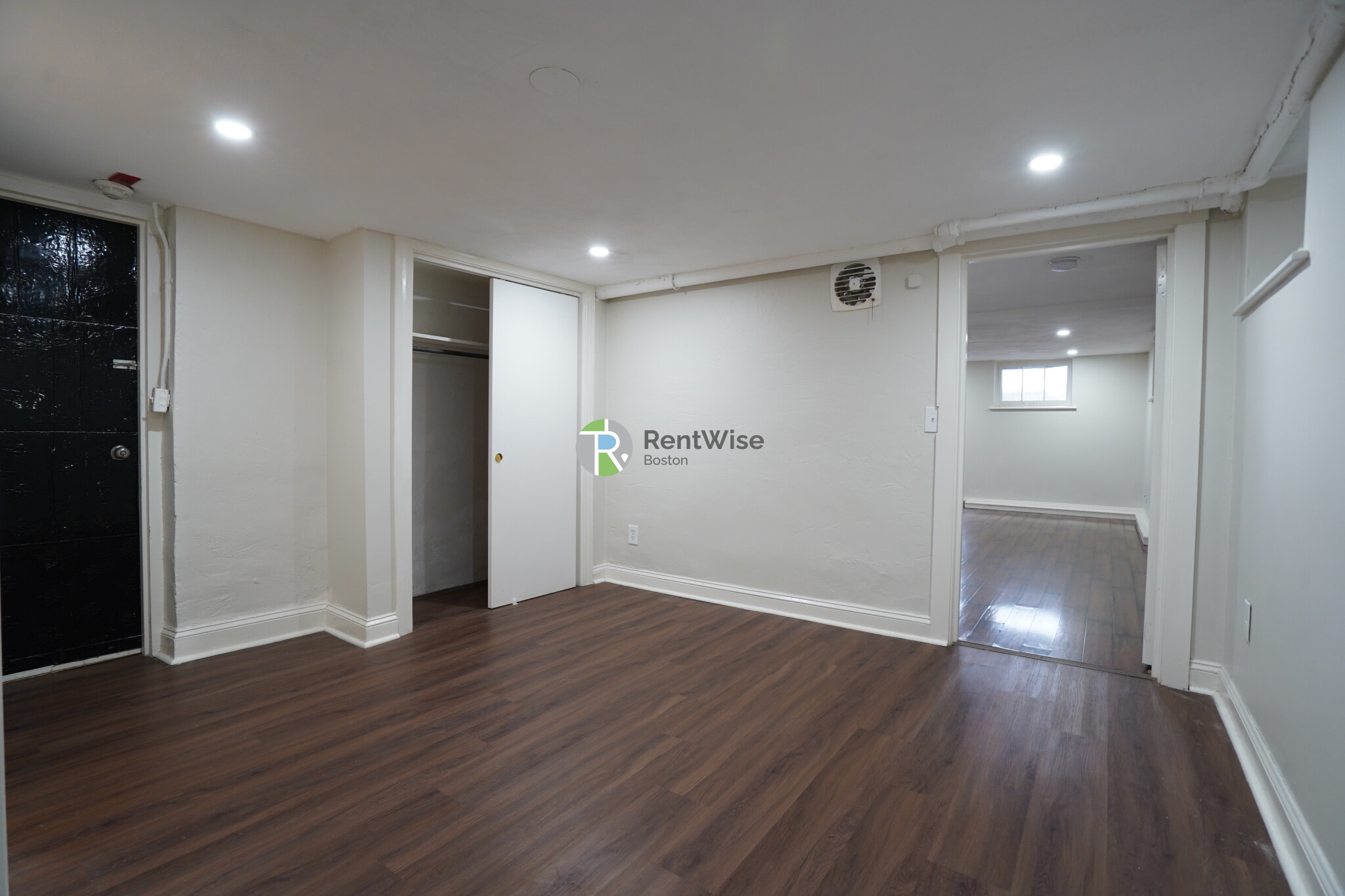 216 Banks St, Harvard Square