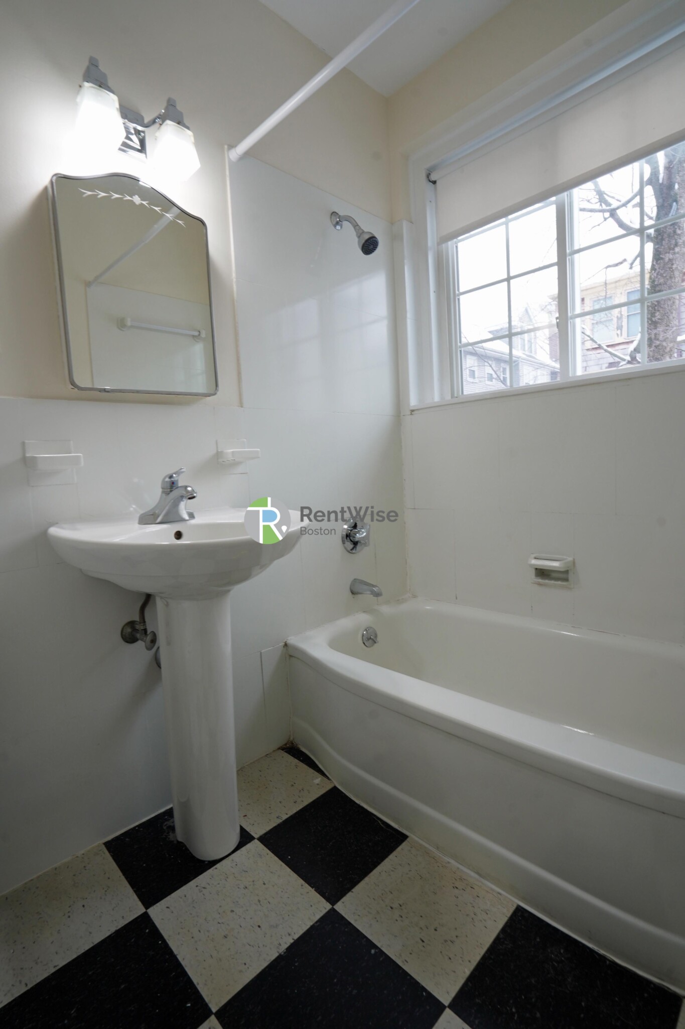 550 Belmont St, Mount Auburn (Watertown)