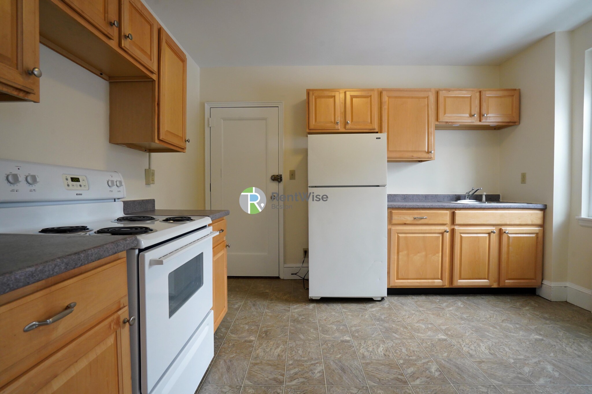 550 Belmont St, Mount Auburn (Watertown)